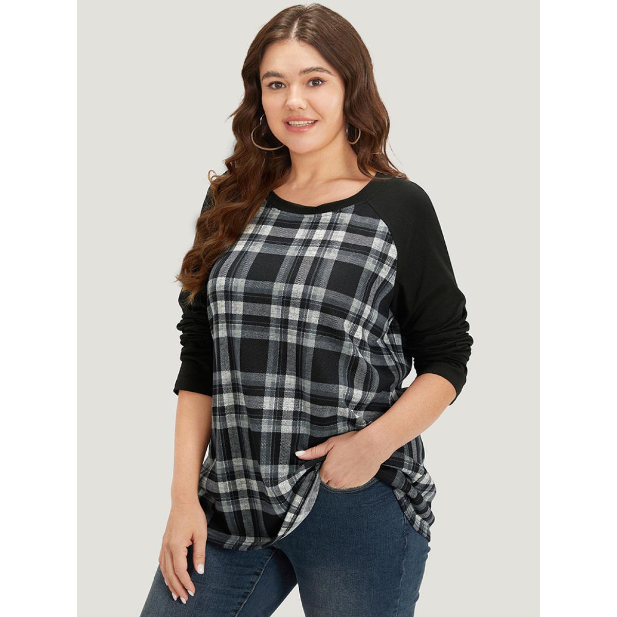 Plus Size Plaid Raglan Sleeve Crew Neck T-shirt Blue Women Casual Patchwork Plaid Round Neck Dailywear T-shirts BloomChic 10/M Product Image
