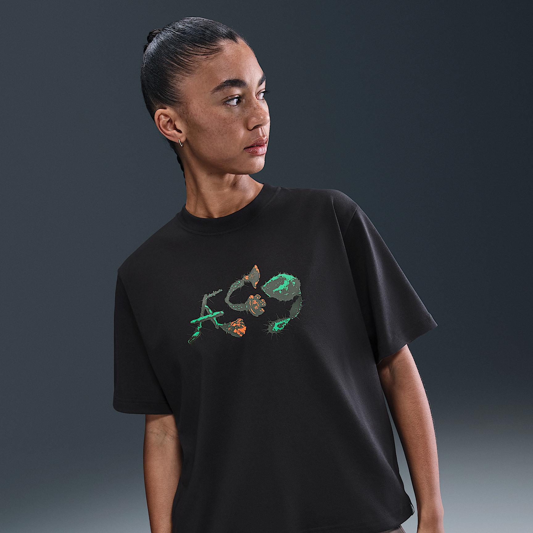 Womens Nike ACG Graphic T-Shirt | IB7339-010 Product Image