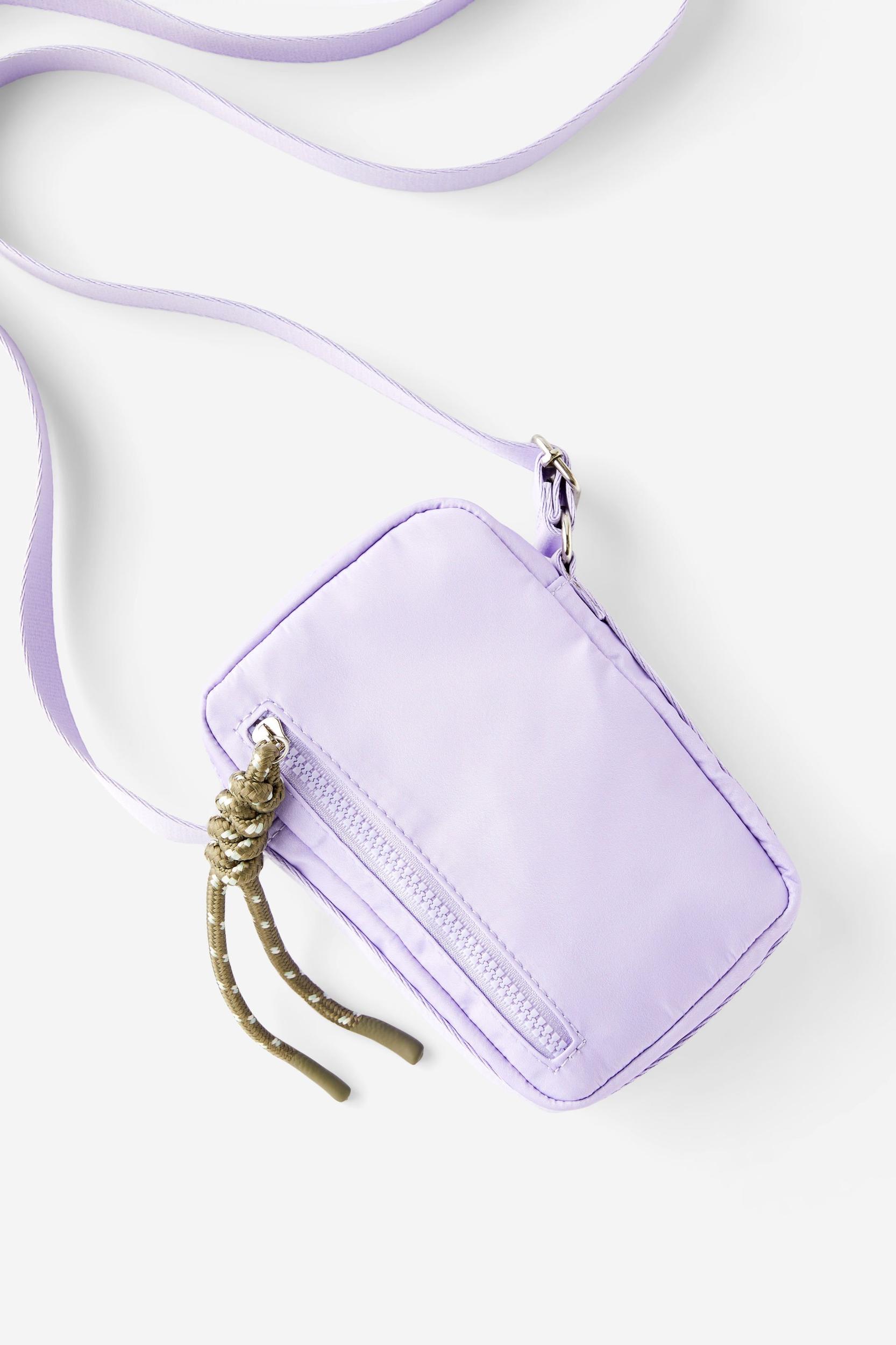 Crossbody Leisure Bag Product Image