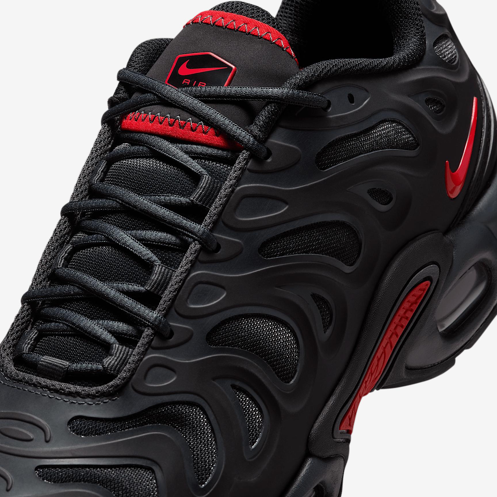 Nike Air Max Plus Drift Men's Shoes Product Image