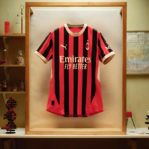 PUMA AC Milan 24/25 Men's Replica Home Soccer Jersey in For All Time Red/Black Product Image