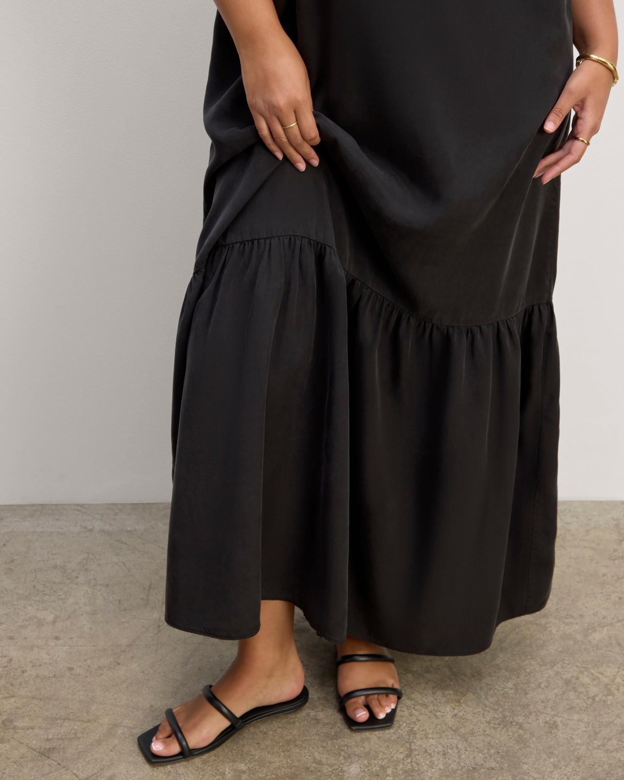 The Long Weekend Dress in Butterlite Product Image