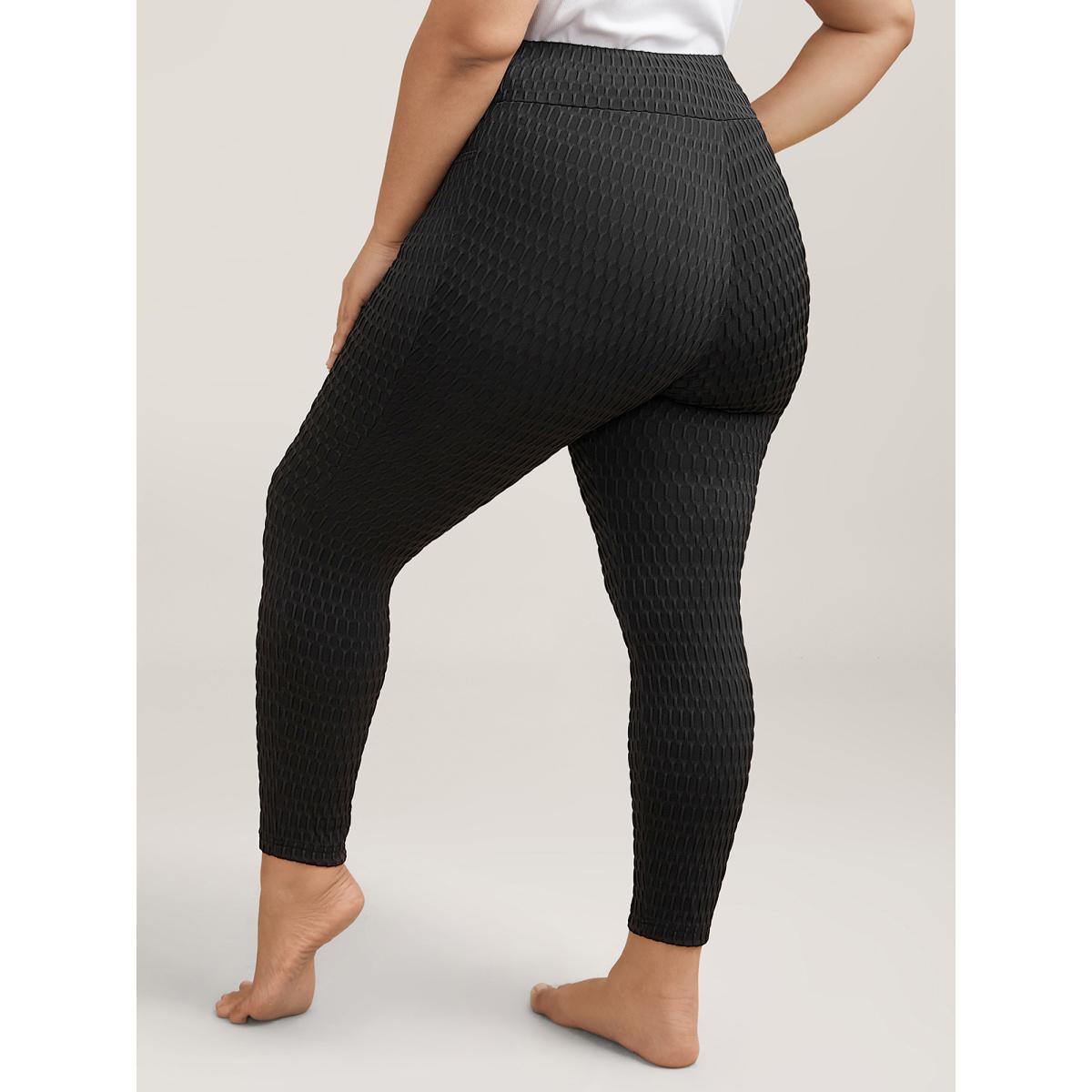 Plus Size Textured Wide waist Super Stretch Leggings Women Black Leisure High stretch Skinny Mid Rise Casual Leggings BloomChic 30/6X Product Image