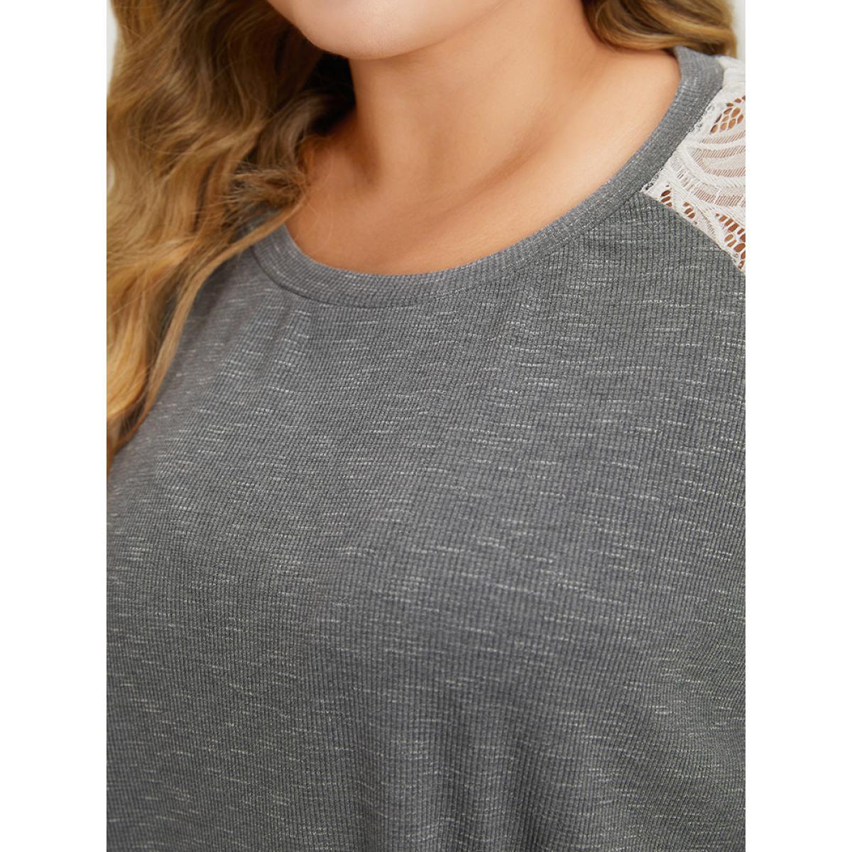 Plus Size Lace Panel Raglan Sleeve Elastic Cuffs Sweatshirt Women Gray Elegant Elastic cuffs Round Neck Dailywear Sweatshirts BloomChic 22-24/3X Product Image
