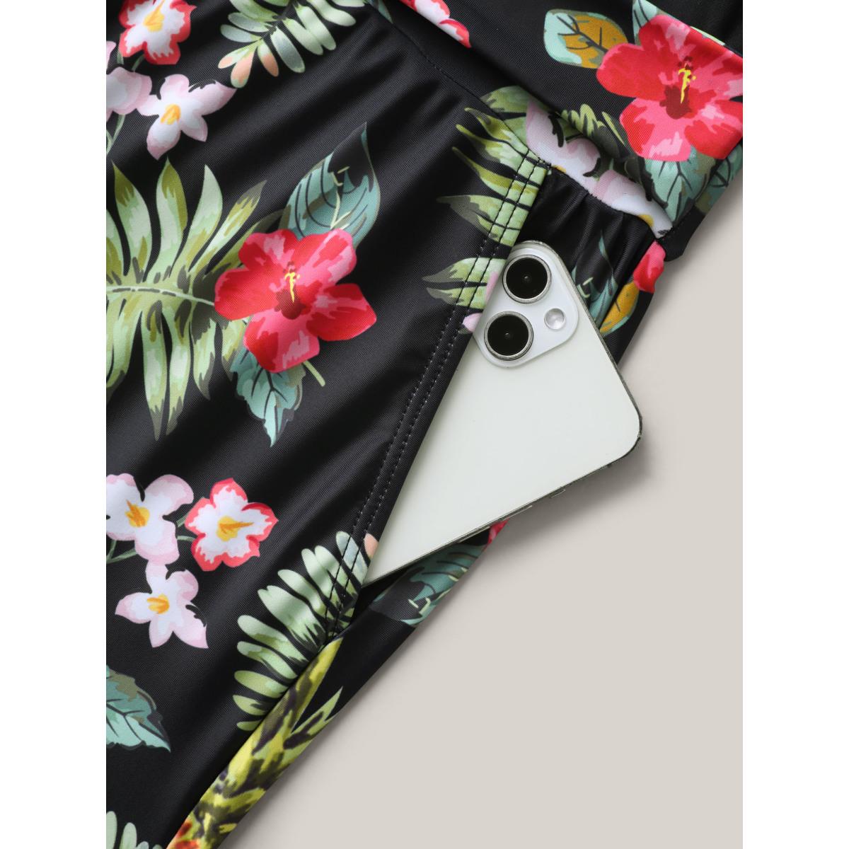 Plus Size Tropical Floral Pockets One-Piece Swimsuit Women's Swimwear Black Resort Tie knot Curve Bathing Suits High stretch One Pieces BloomChic 18-20/2X Product Image