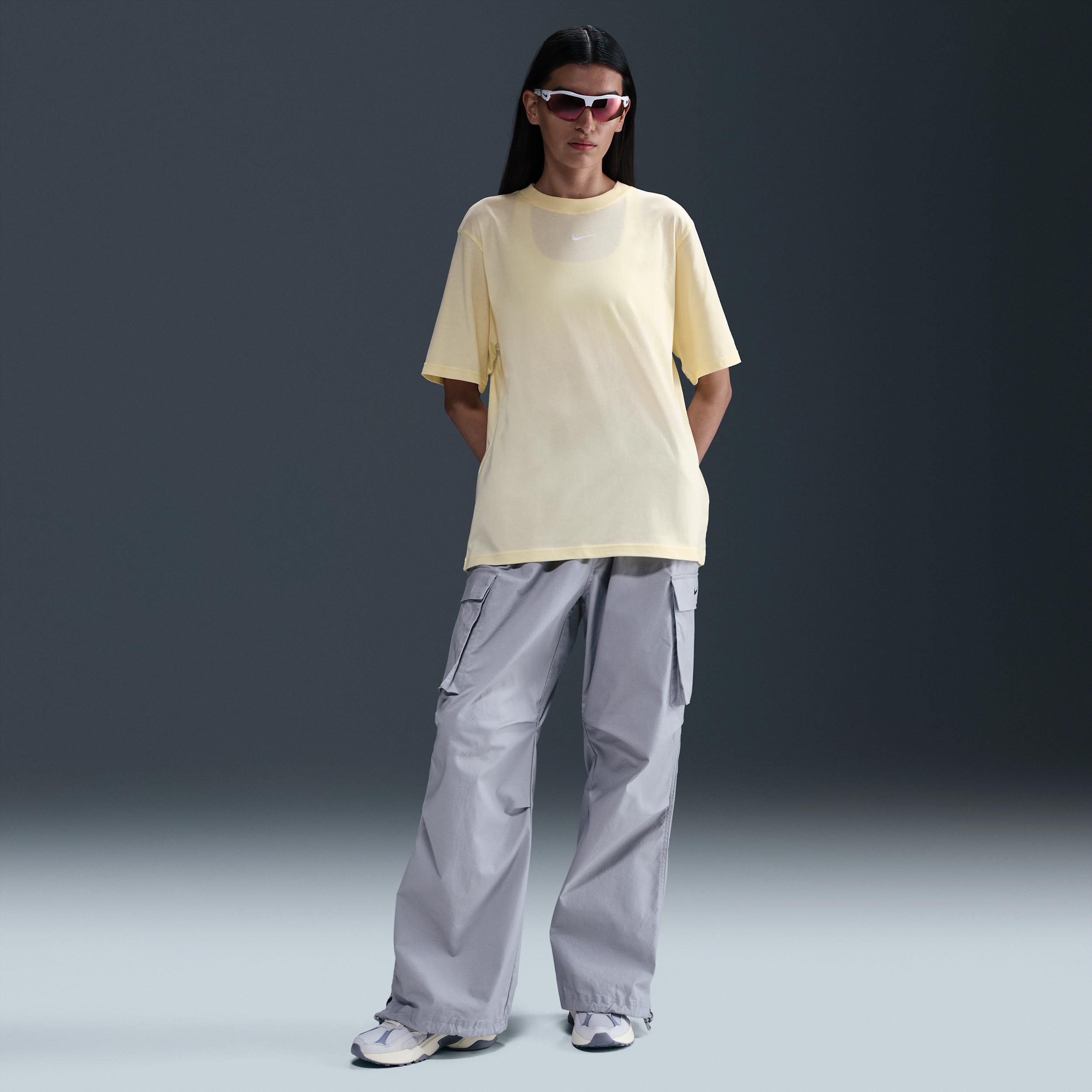 Nike Sportswear Essential Women's T-Shirt Product Image