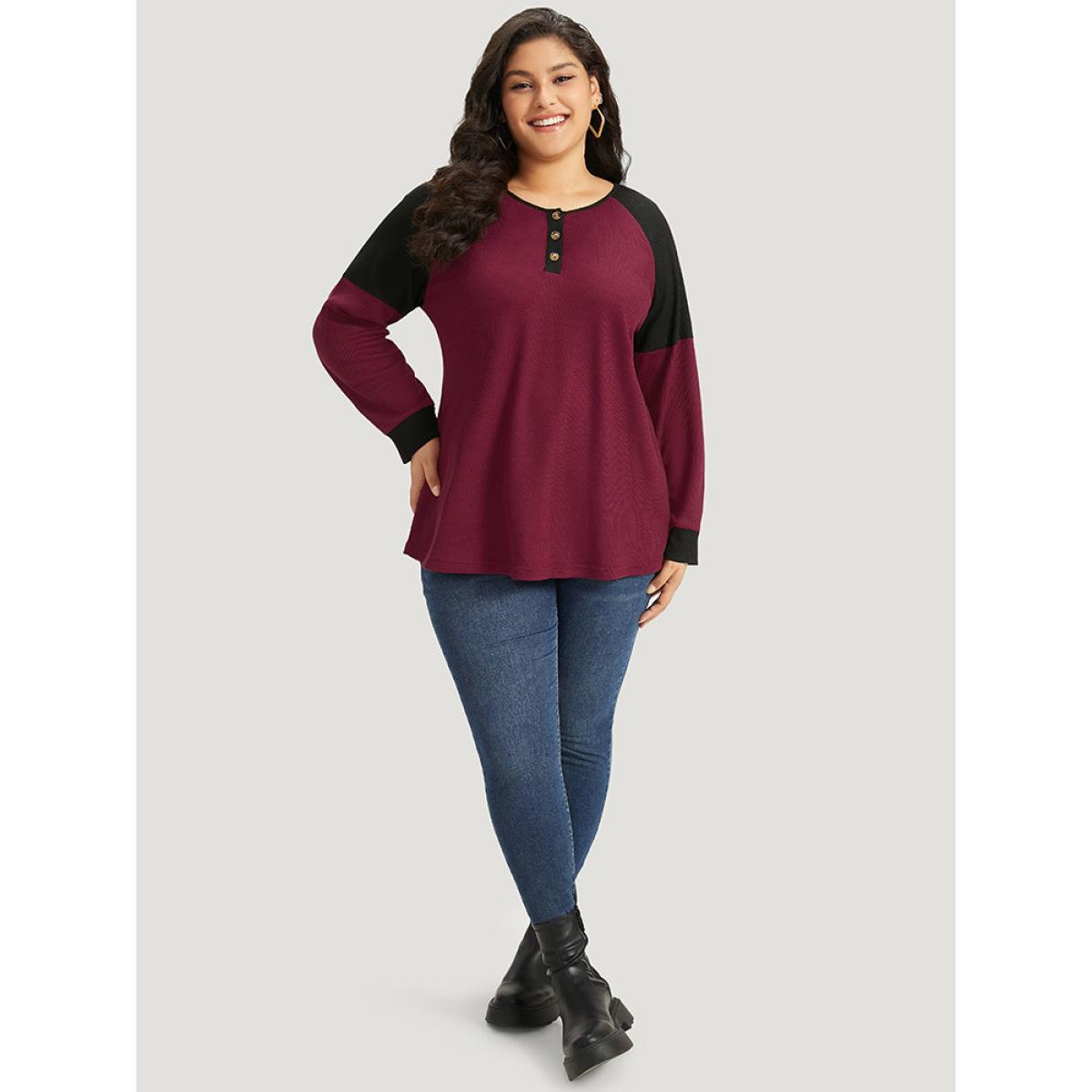 Plus Size Waffle Knit Two Tone Raglan Sleeve T-shirt Burgundy Women Casual Elastic cuffs Plain Open Front Dailywear T-shirts BloomChic 18-20/2X Product Image