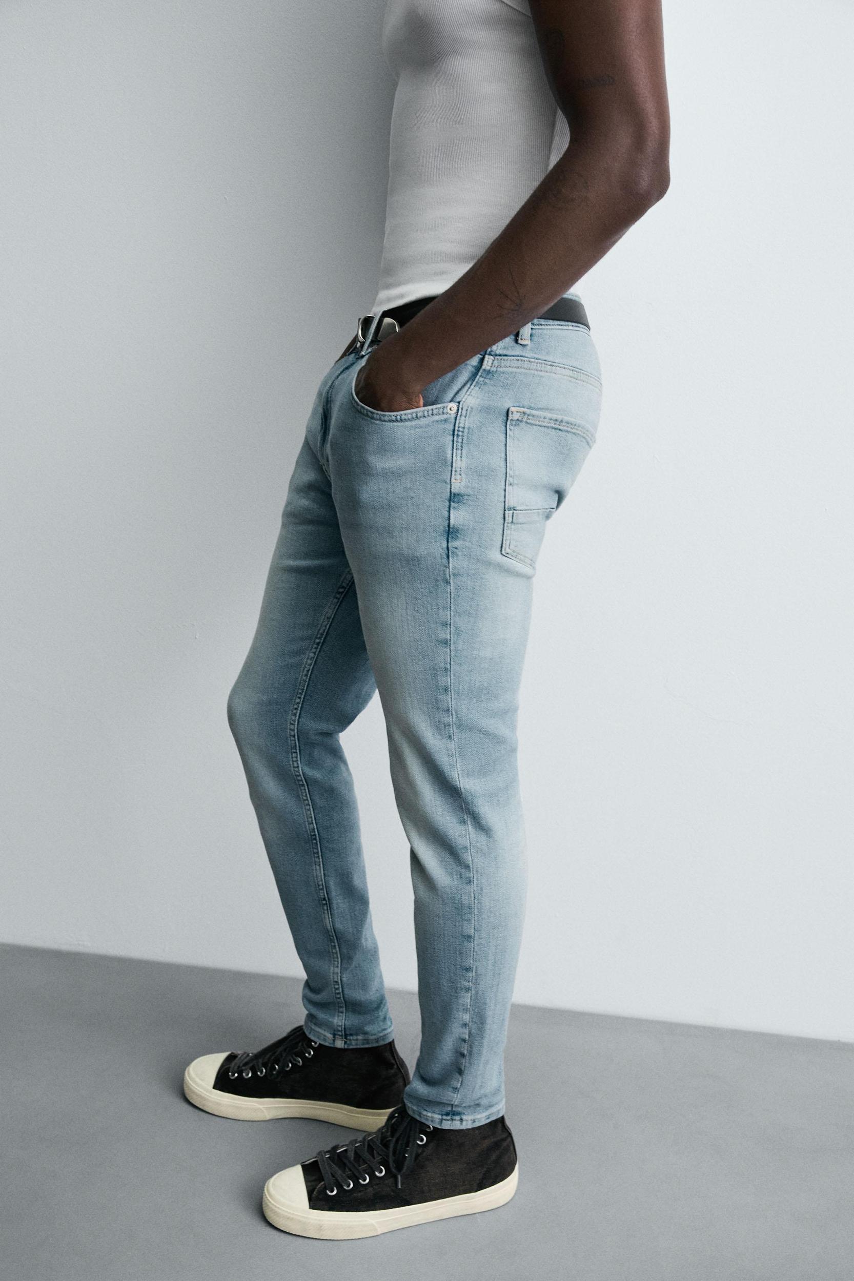 SKINNY CROPPED FIT JEANS Product Image