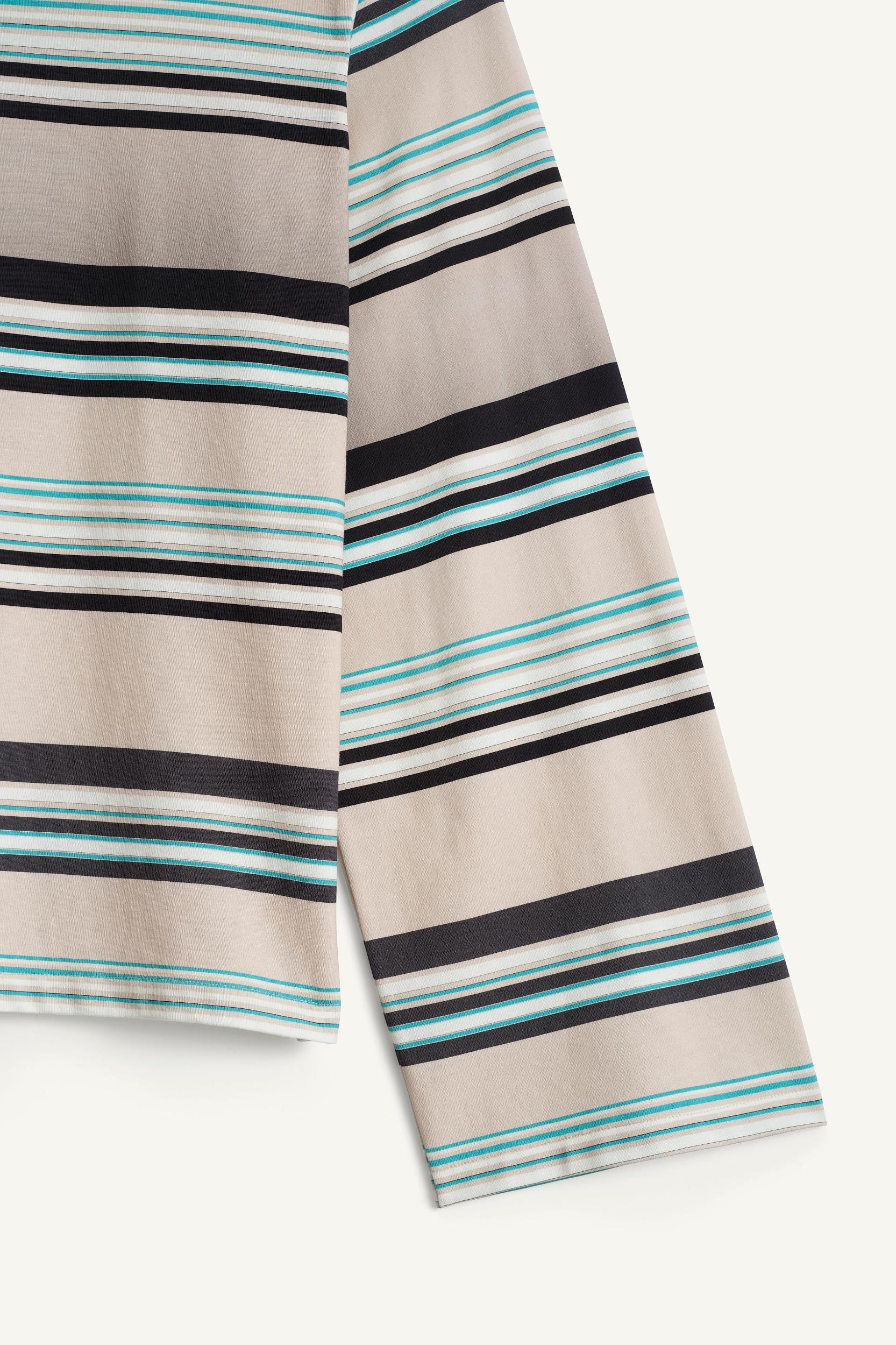 STRPD T-SHIRT 14 Product Image