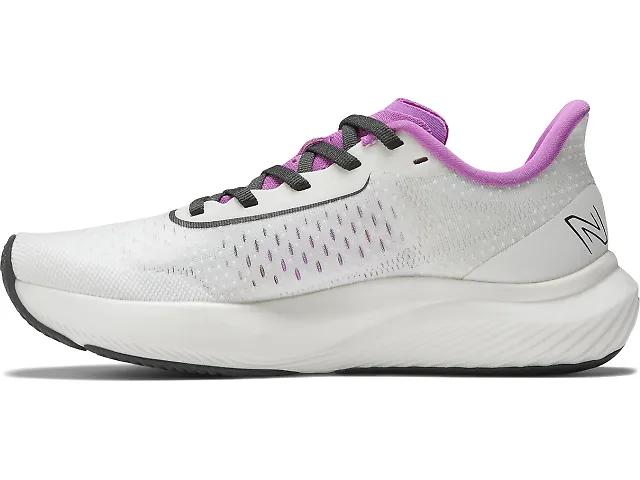 Women's | New Balance FuelCell Rebel v3 Product Image