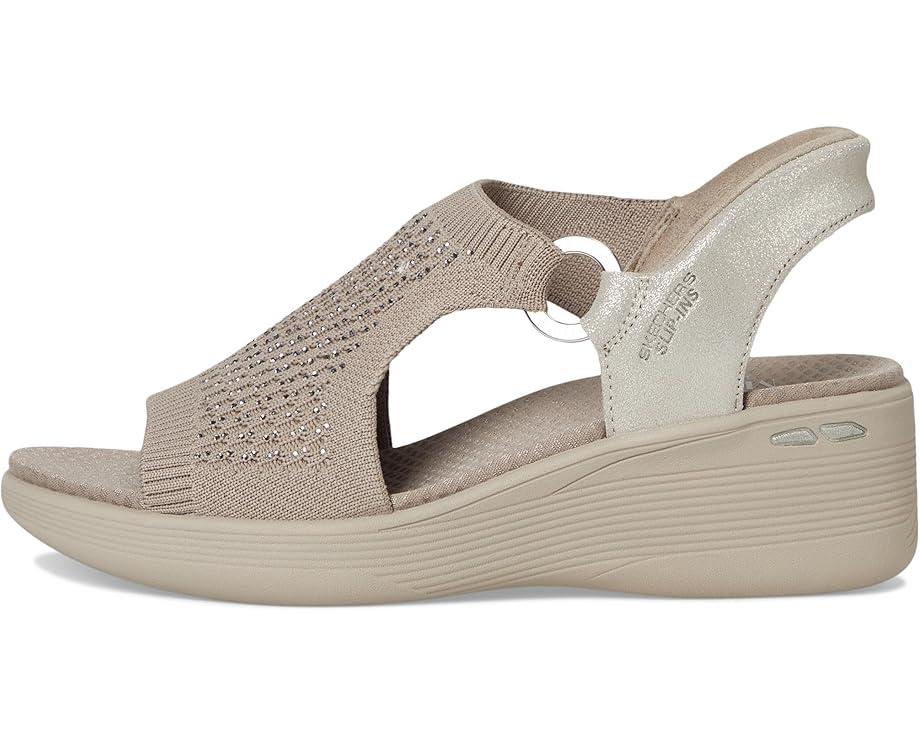 Martha Stewart&apos;s Beverlee Lux - Striking Beauty Hands Free Slip-Ins Product Image