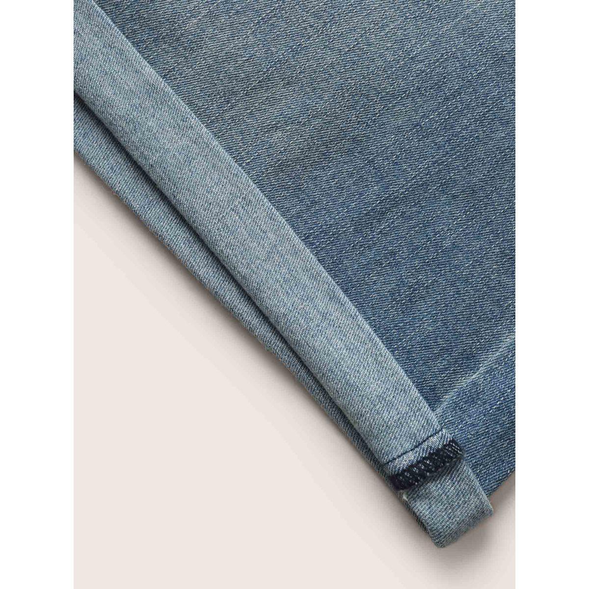 Plus Size Light Wash Button Up Roll Hem Denim Shorts Women Denimblue Roll Hem High stretch Everyday Slanted pocket Casual Denim Shorts BloomChic 16/1X Product Image