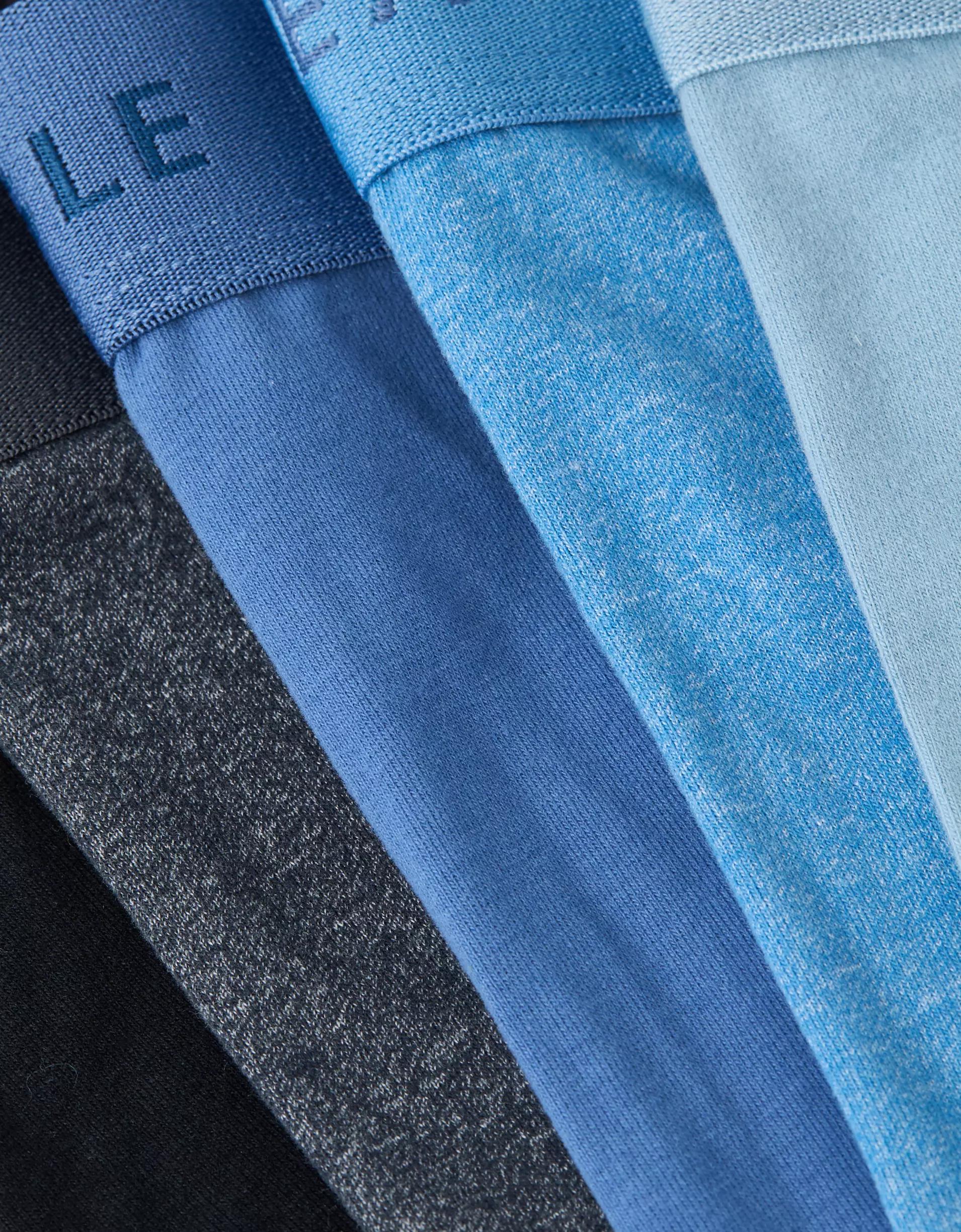 AEO Men's Cherries 6" Classic Boxer Brief Product Image