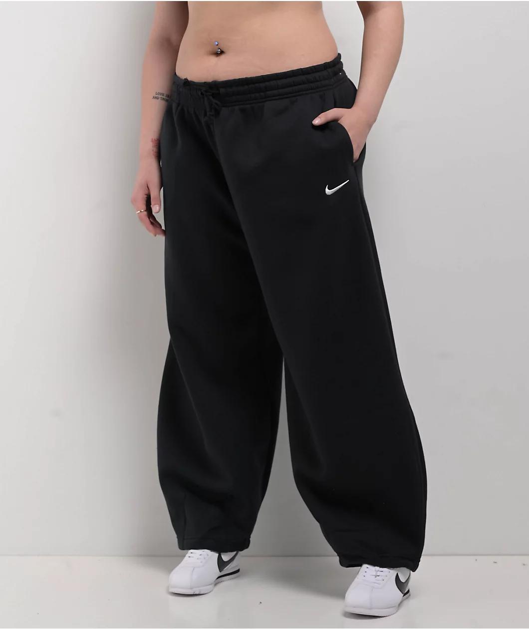 Nike Sportswear Phoenix Fleece Black Mid-Rise Oversized Tapered Sweatpants Product Image