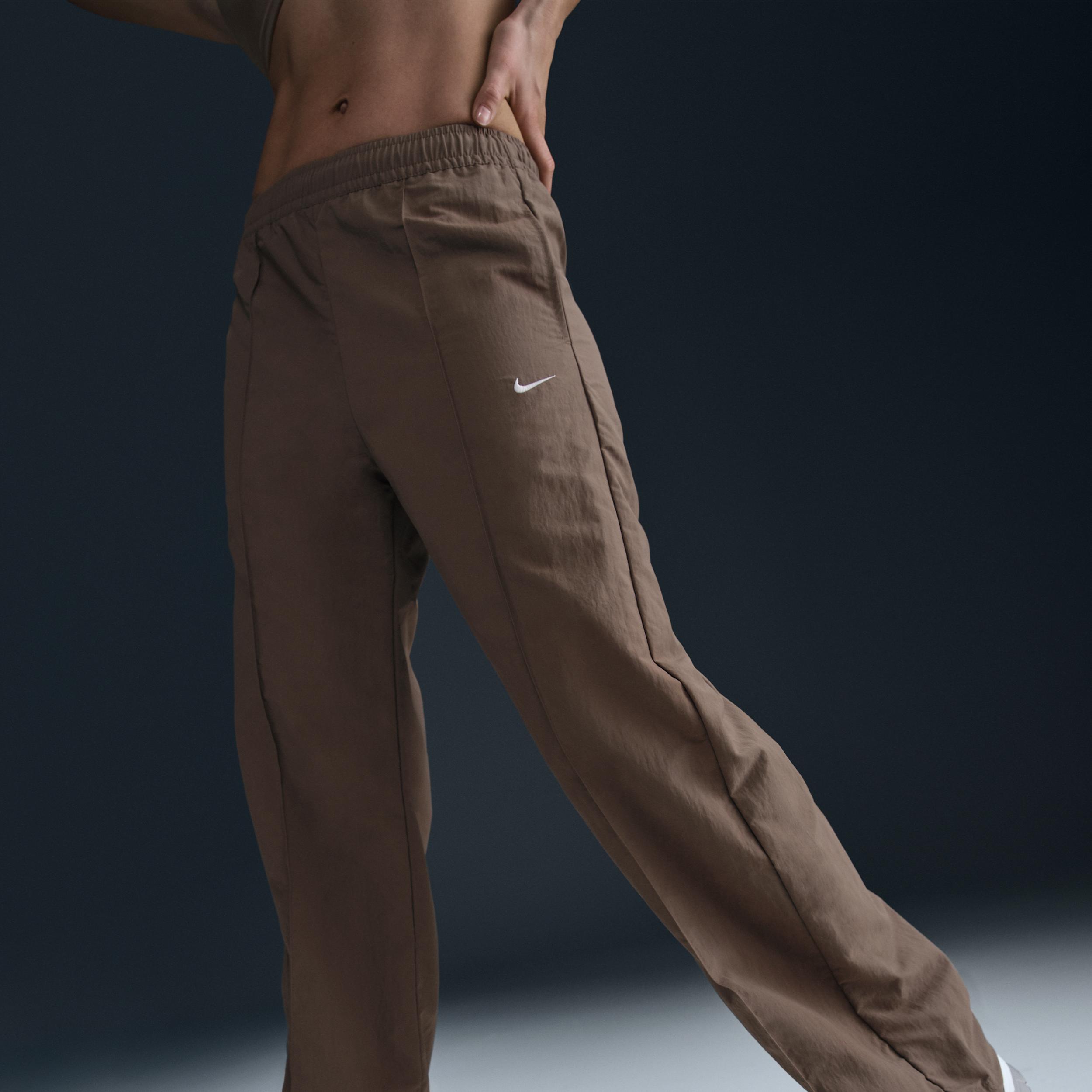 Women's Nike Sportswear Everything Wovens Mid-Rise Open-Hem Pants Product Image