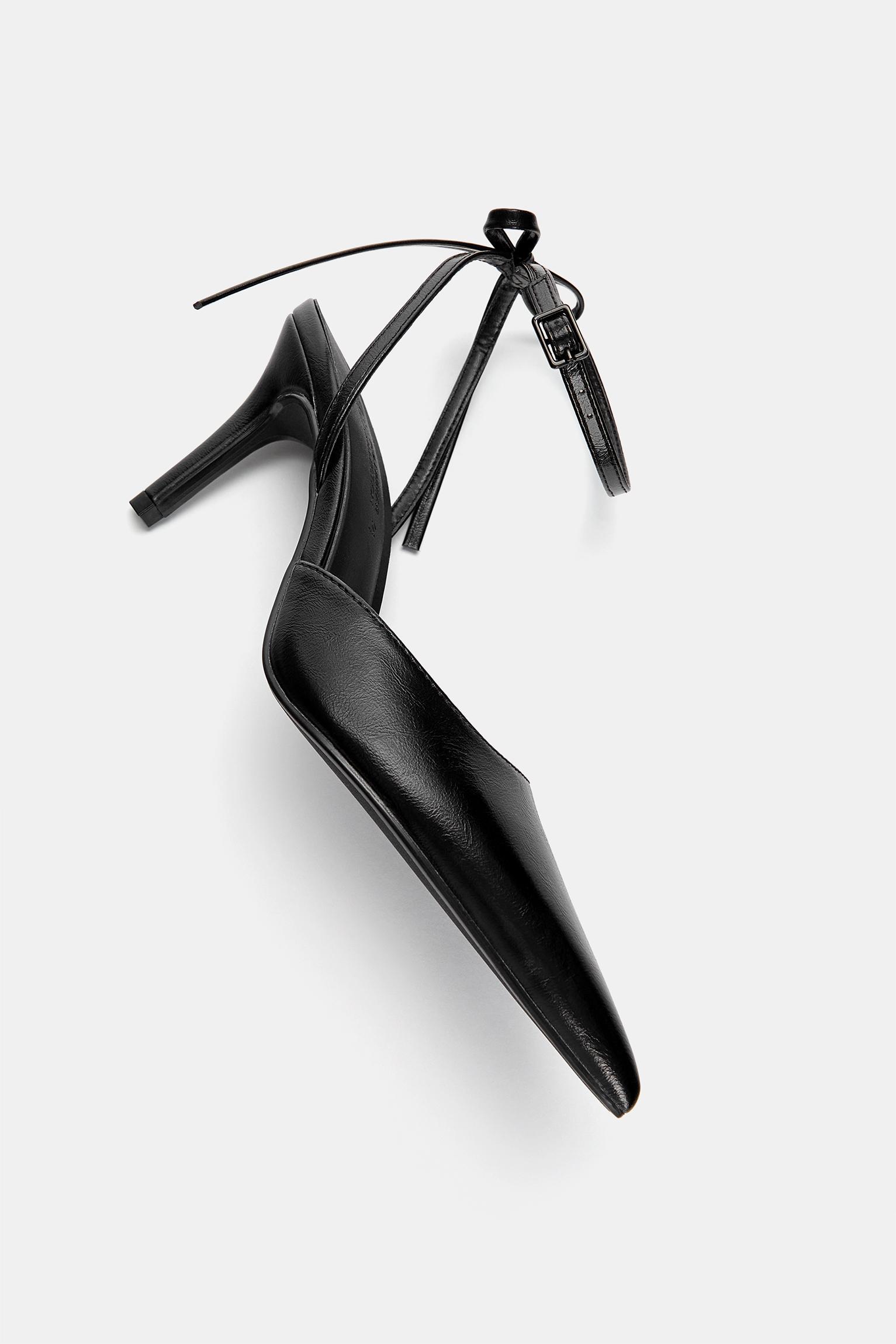 High-heel shoes with bow Product Image