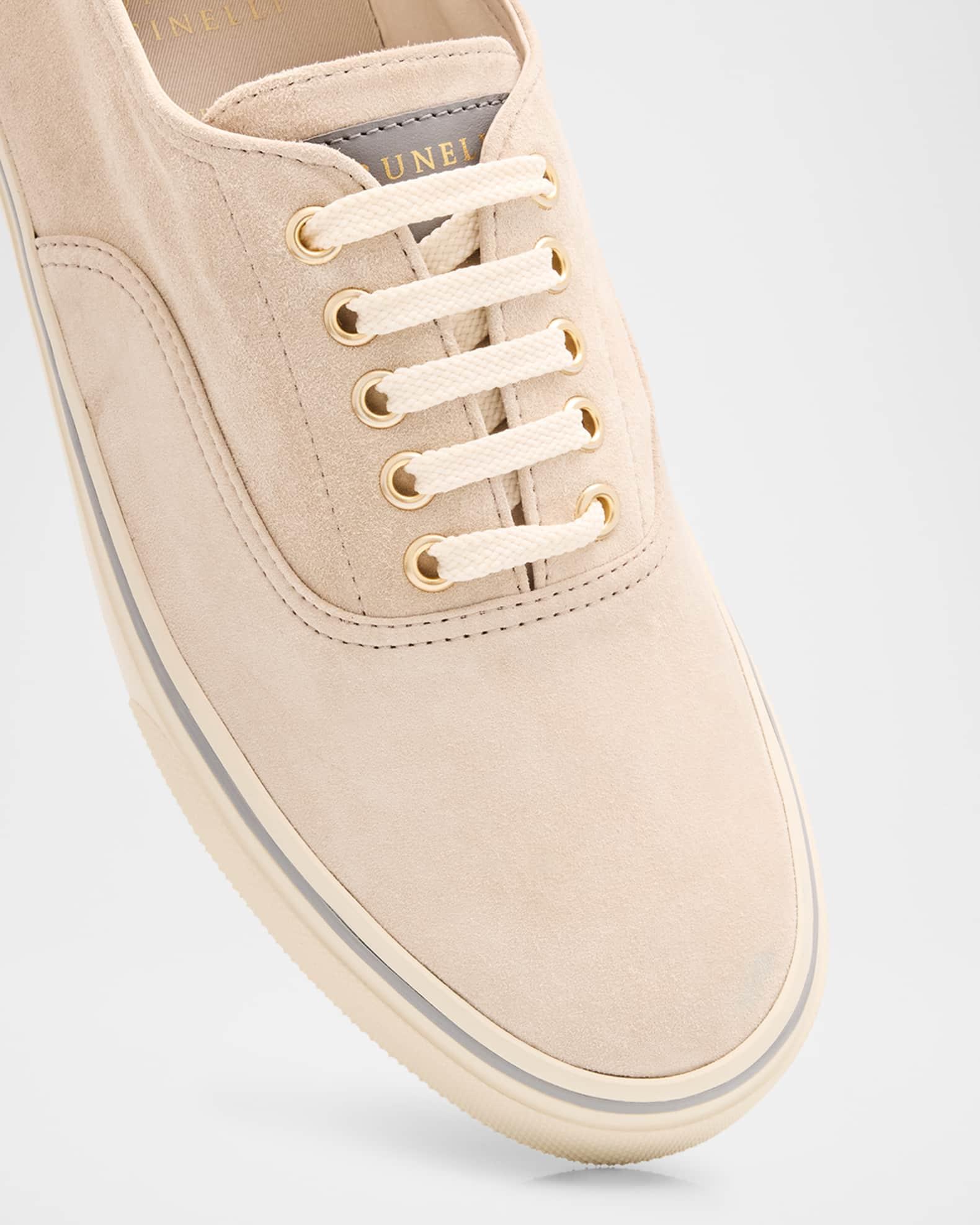 Men's Low-Top Canvas Sneakers  Product Image