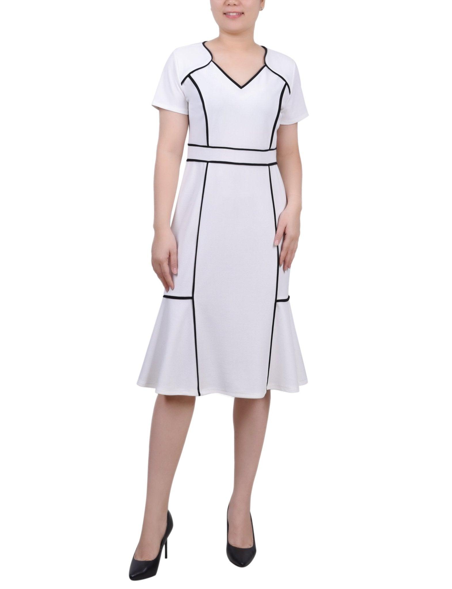 White Black Short Sleeve Piped Detail Dress Product Image