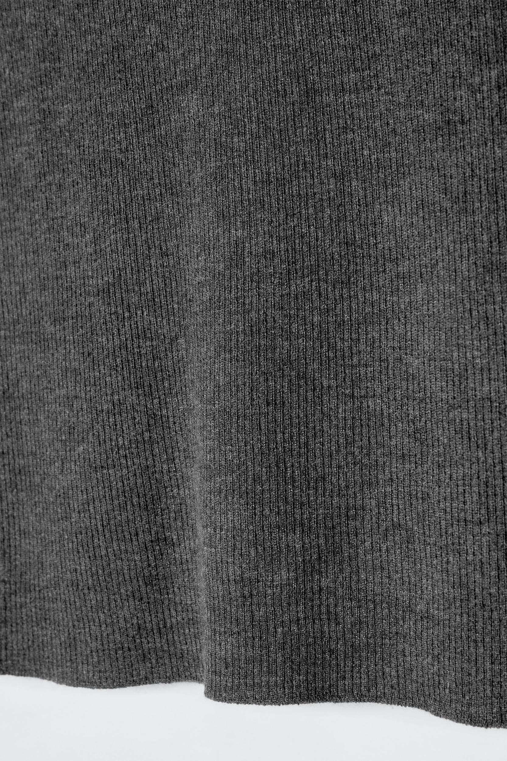 SLIM RIBBED CASHMERE TANK TOP Product Image