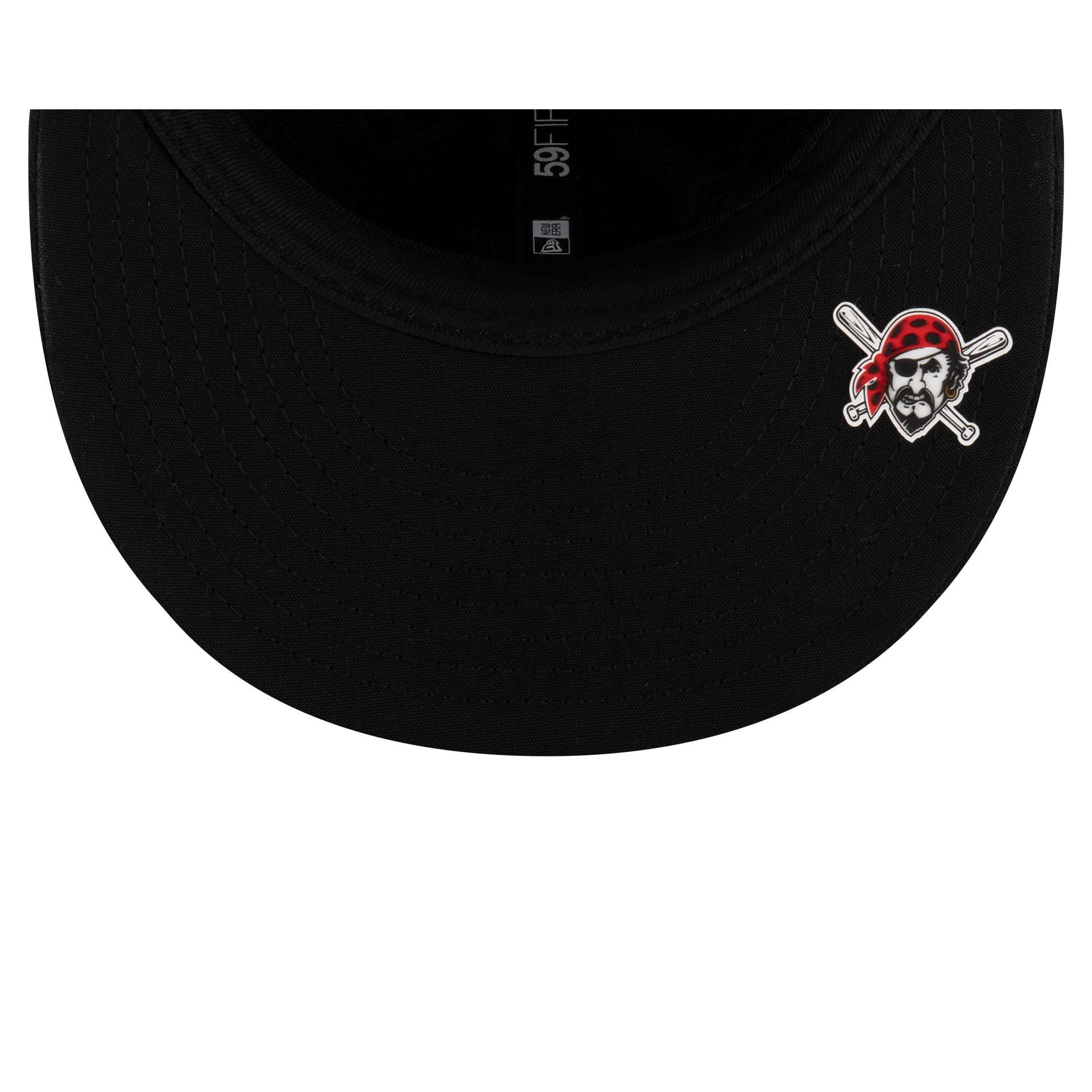 Pittsburgh Pirates 2025 Clubhouse Black 59FIFTY Fitted Hat Male Product Image
