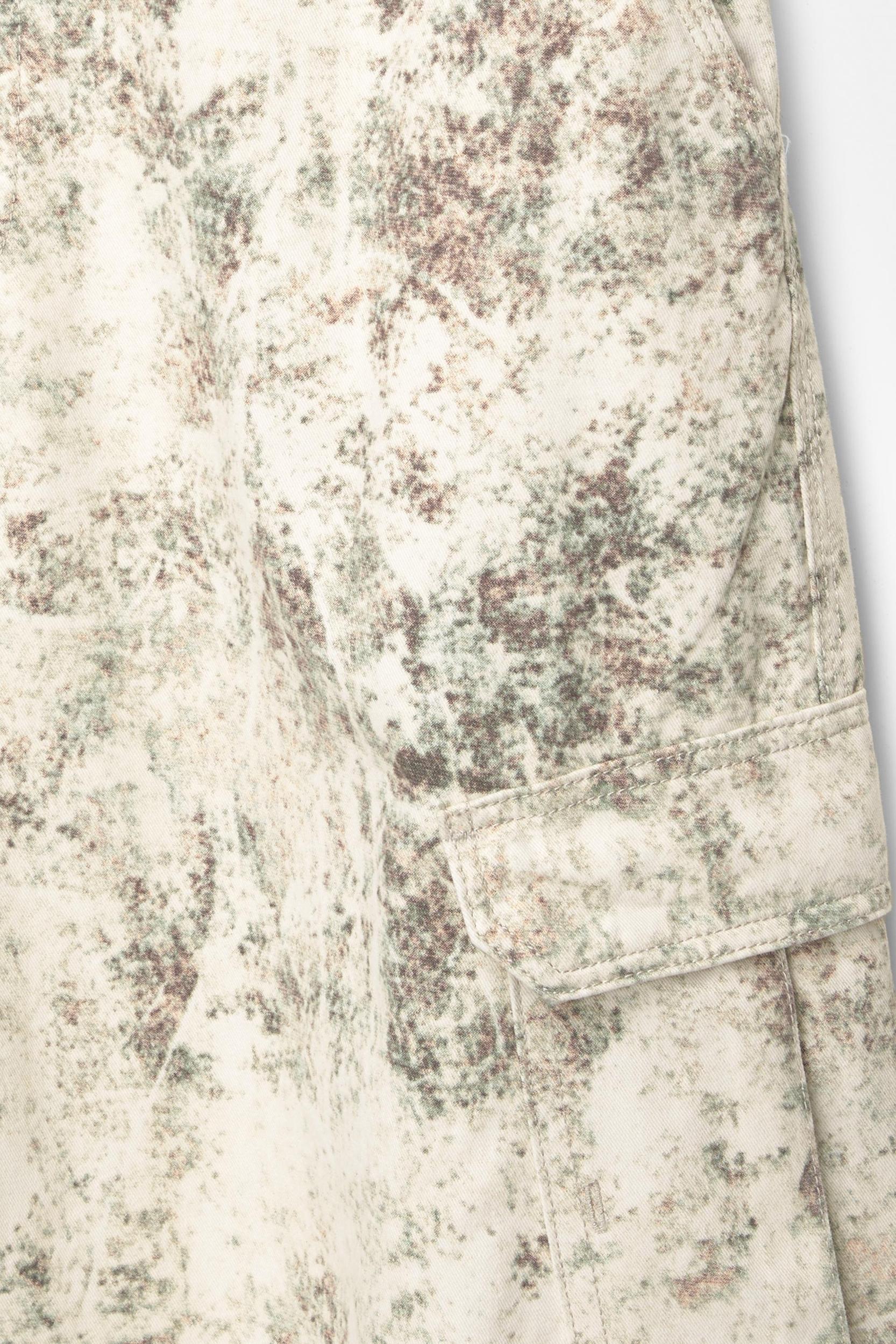 Baggy cargo trousers Product Image