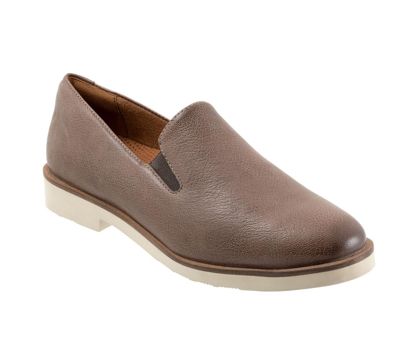 Women's Softwalk Whistle II Heeled Loafers Product Image