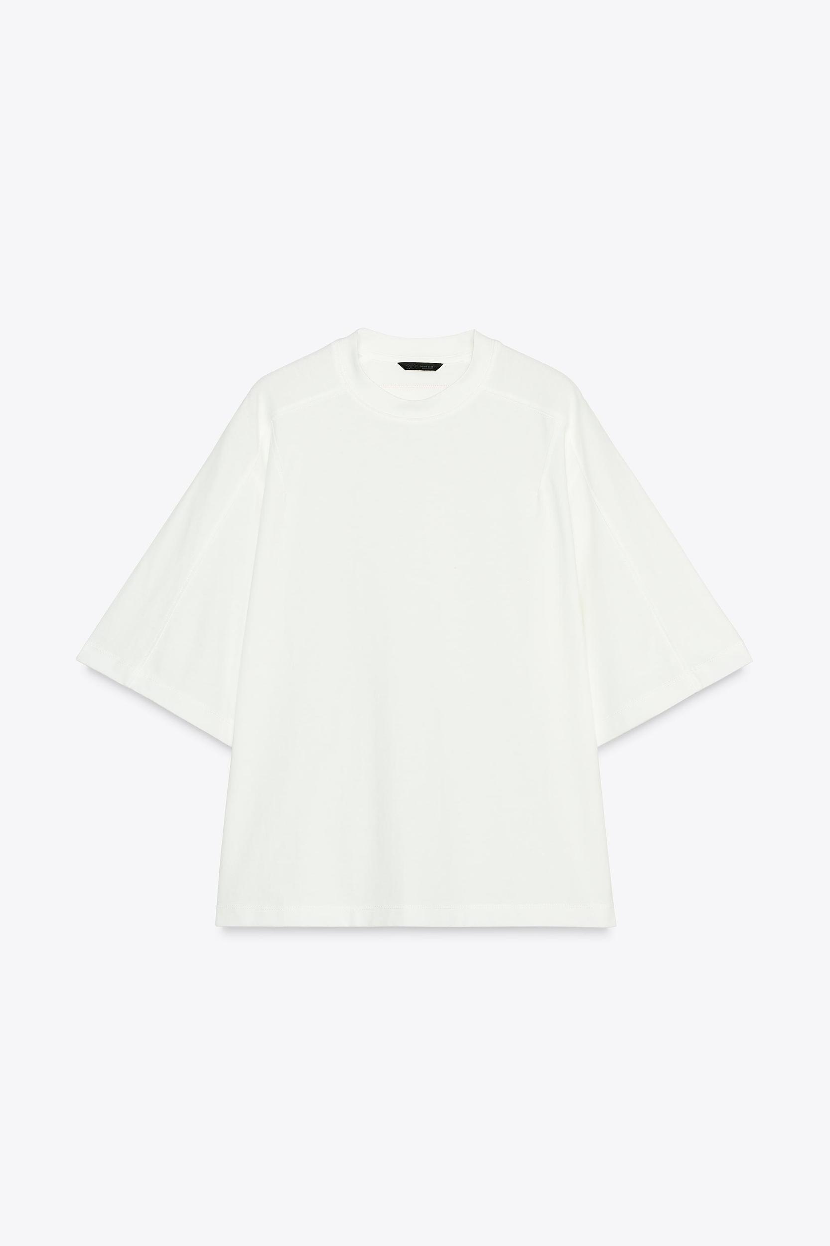 LABEL T-SHIRT Product Image