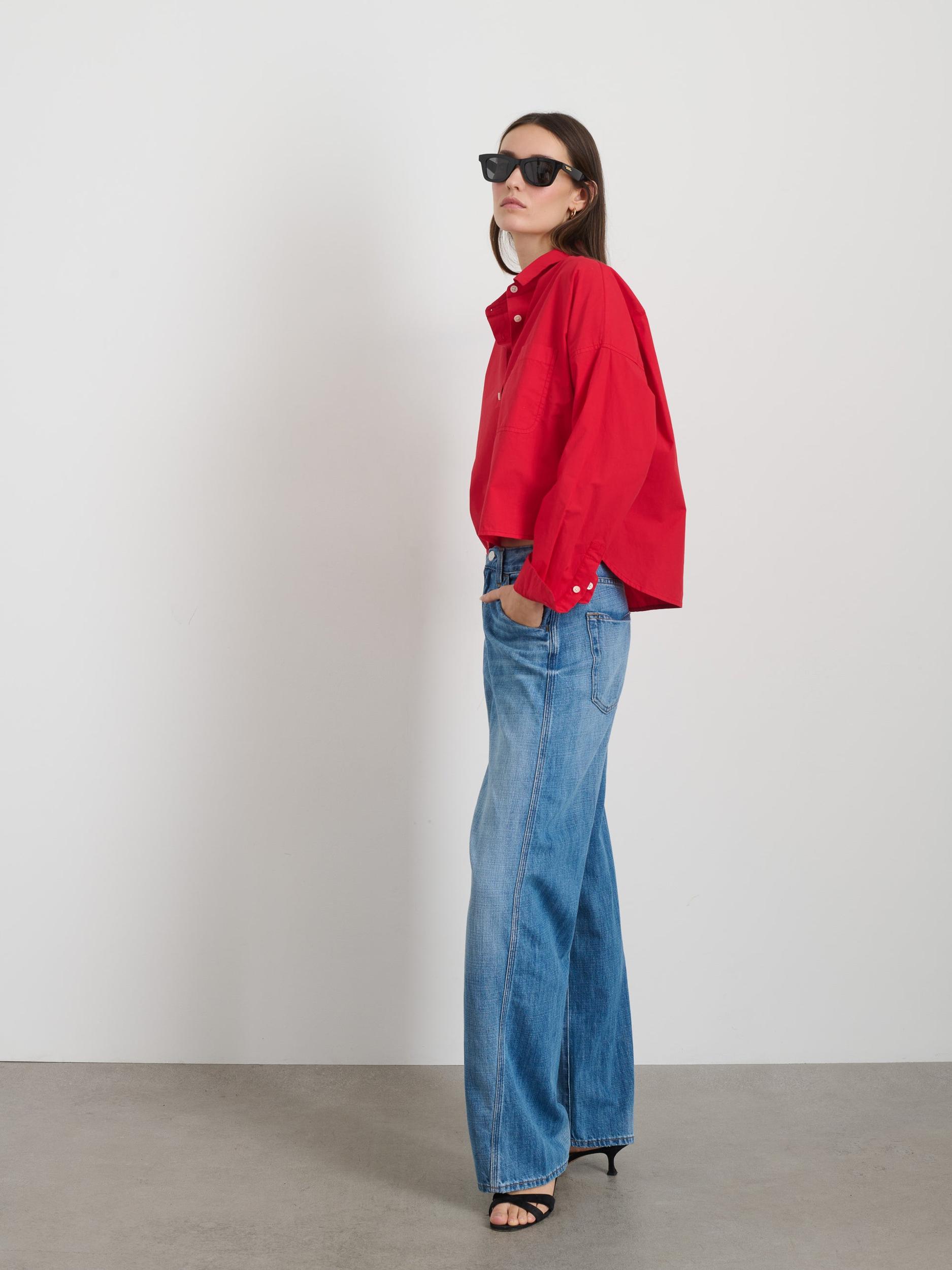 Cropped Jo Shirt in Cotton Poplin Product Image