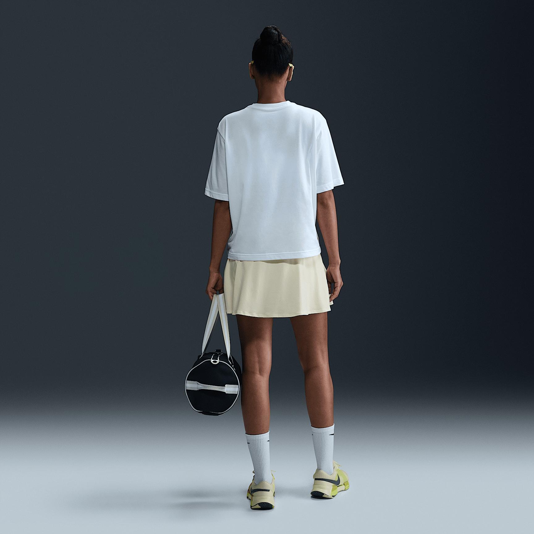 Nike Women's Slam Dri-FIT Short-Sleeve T-Shirt Product Image