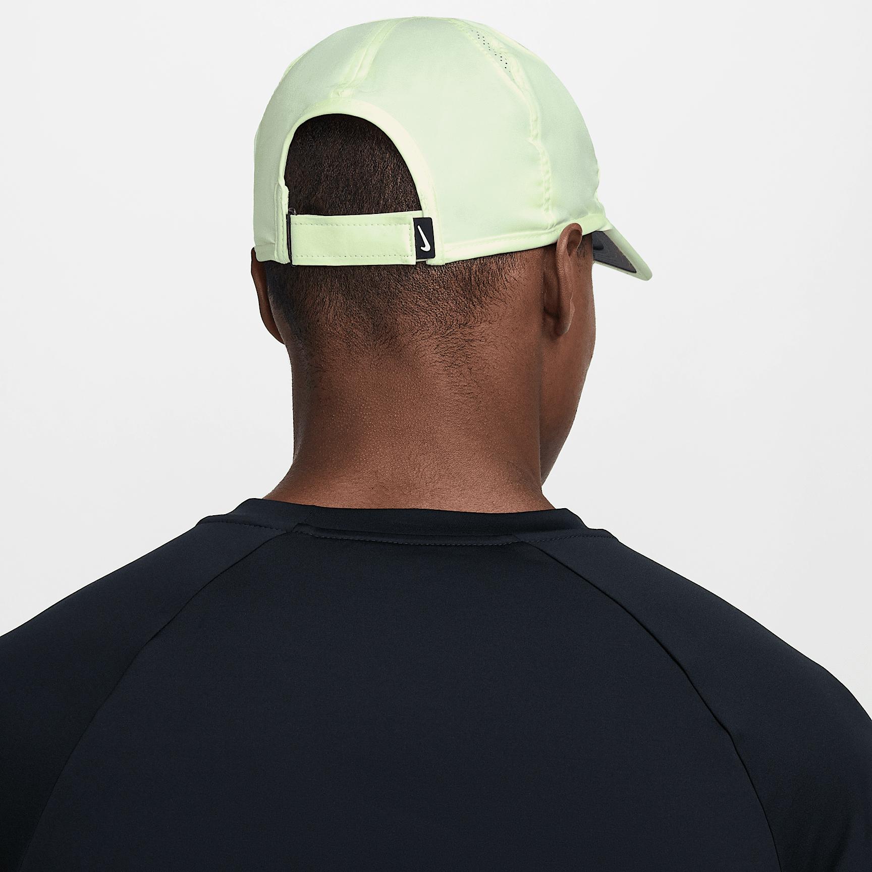 Nike Unisex Dri-FIT Club Unstructured Featherlight Cap Product Image