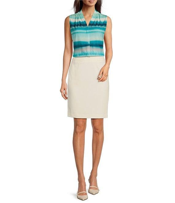 Calvin Klein V-Neck Sleeveless Stretch Knit Print Top Product Image