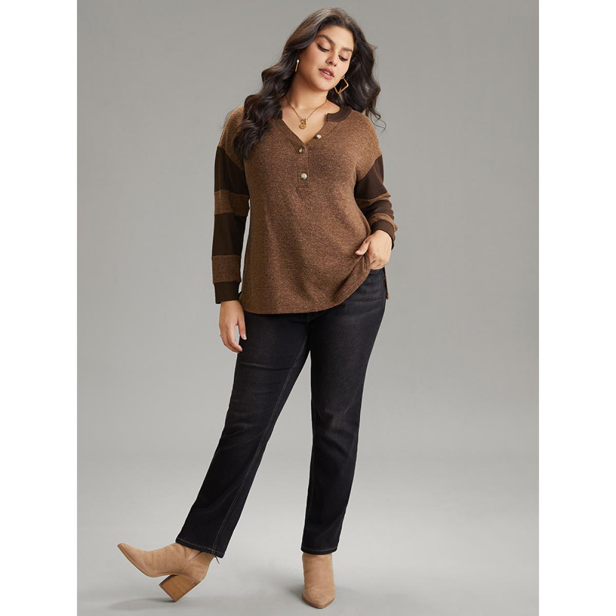 Plus Size Contrast Patchwork Notched Button Up T-shirt DarkBrown Women Casual Contrast Plain Notched collar Dailywear T-shirts BloomChic 26/4X Product Image