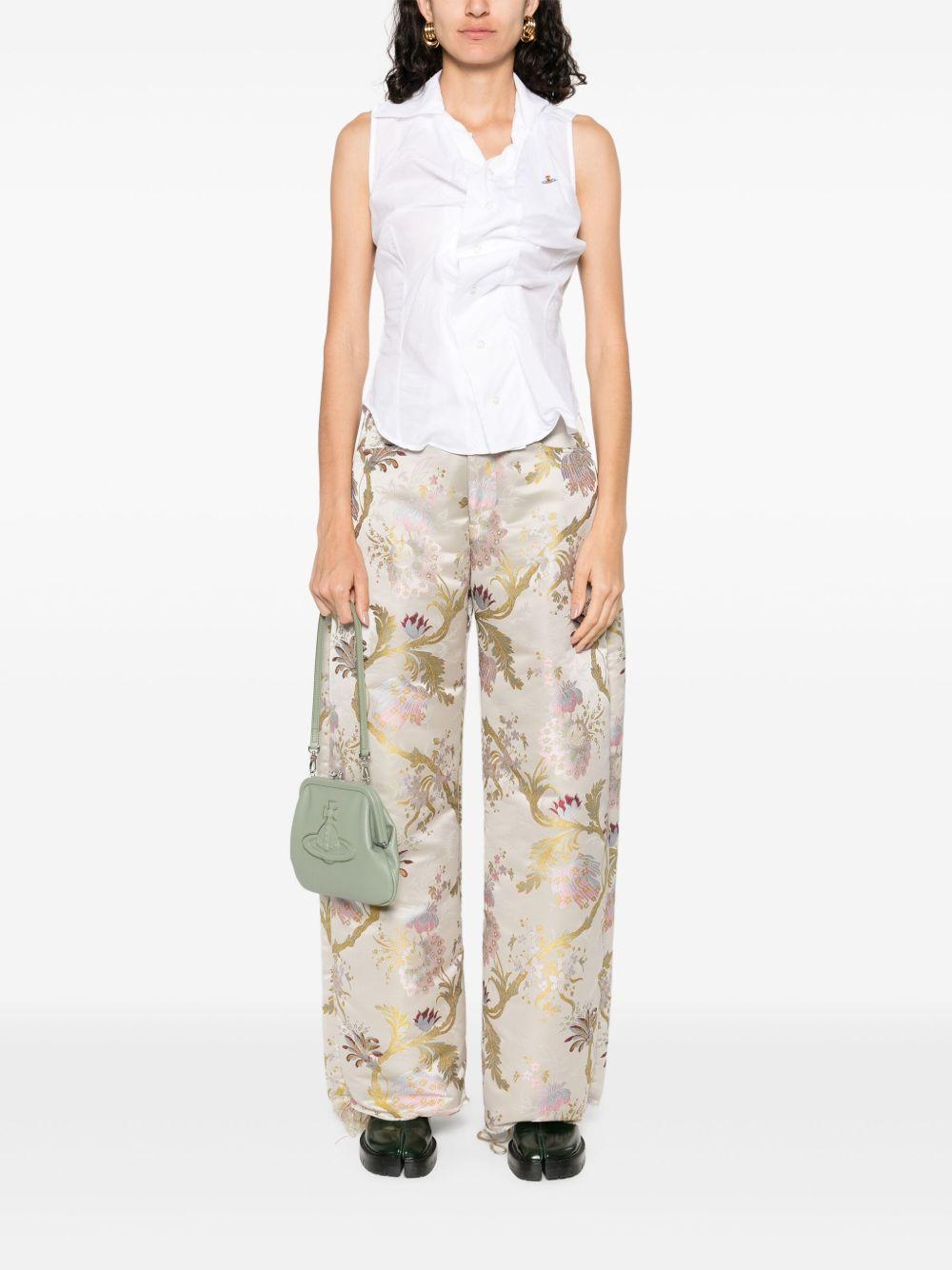 sleeveless shirt Product Image