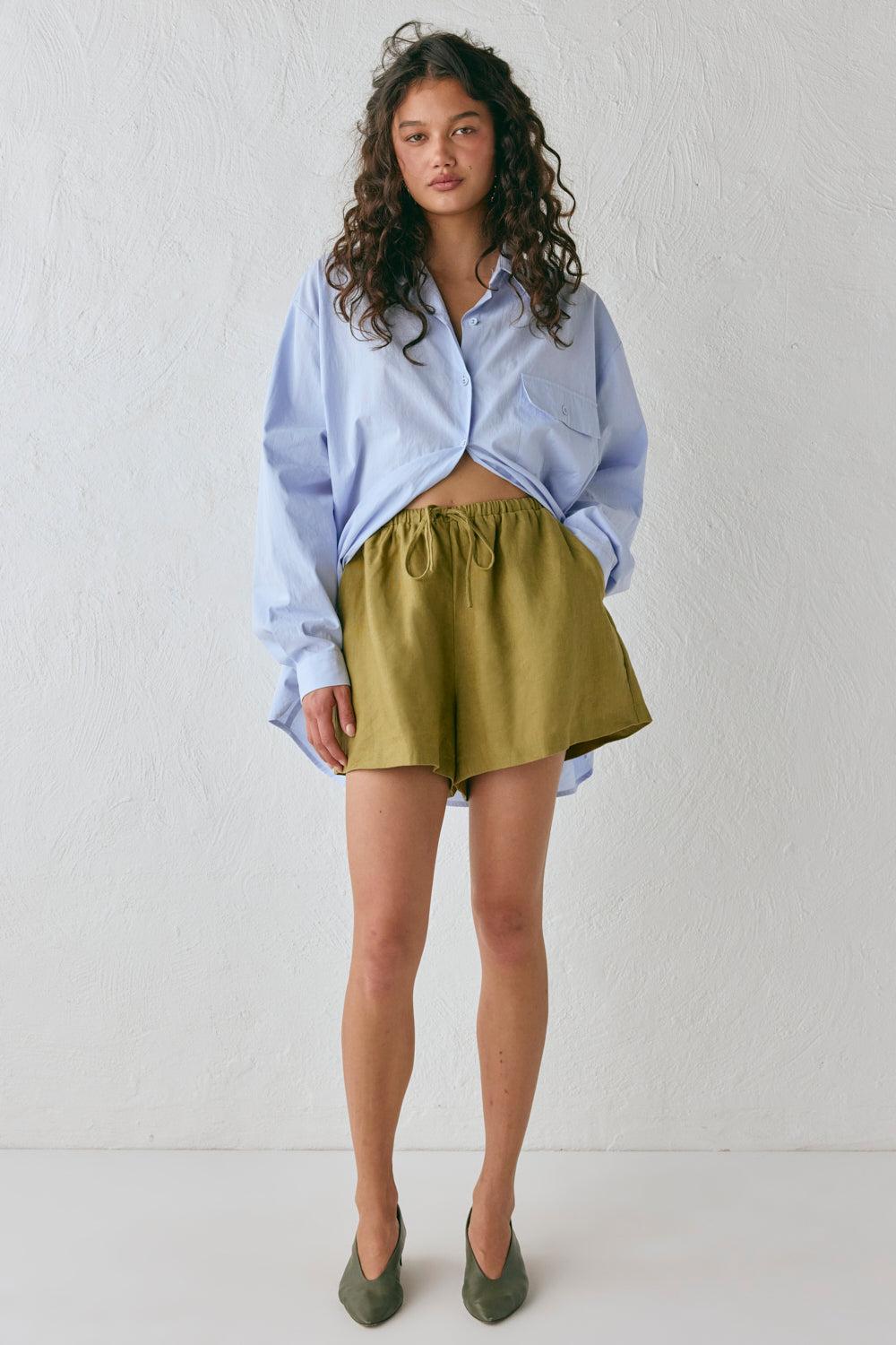 Nettie Linen Shorts Olive Product Image