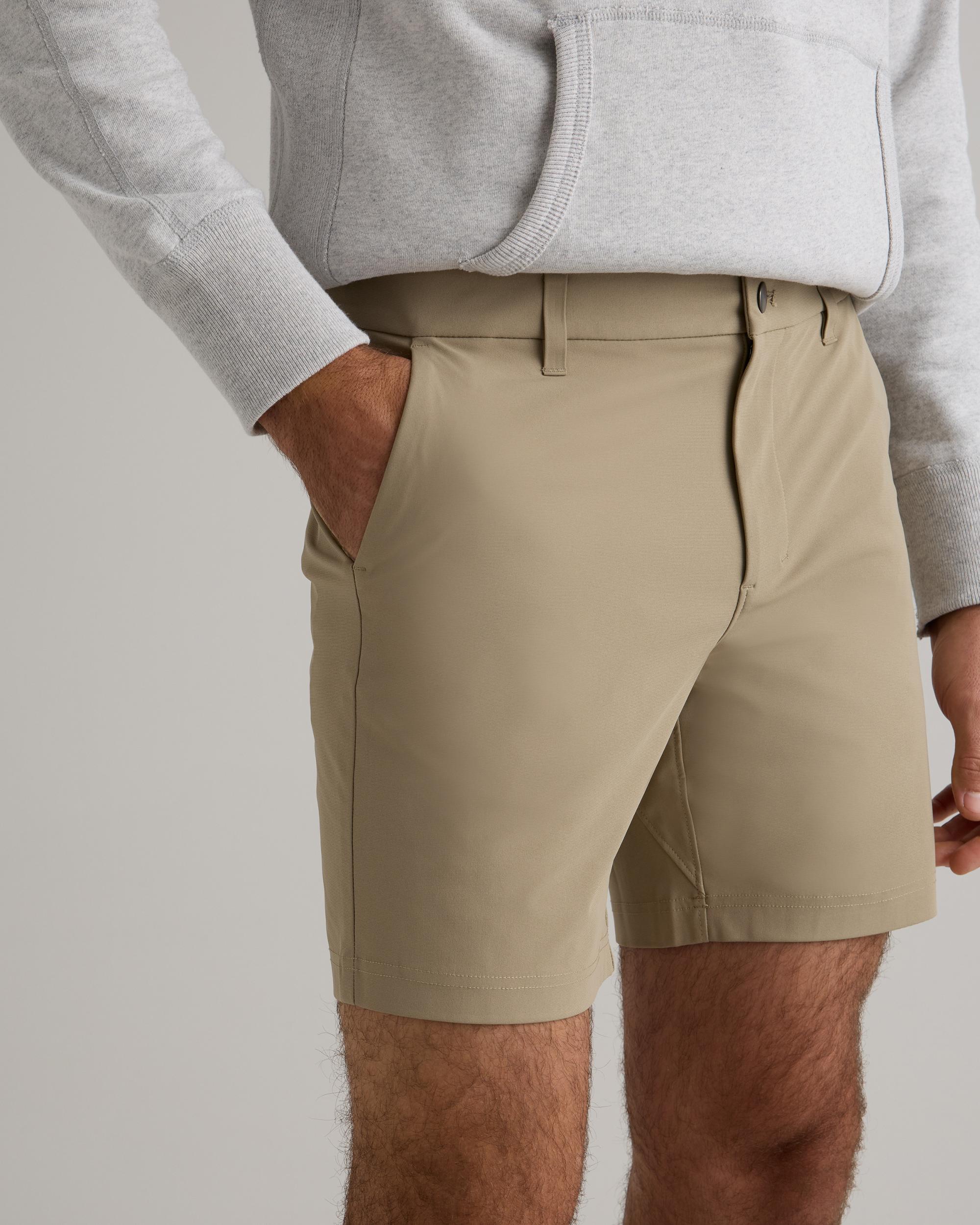 Quince | Men's Ultimate Commuter 7" Short 100% Polyester Product Image
