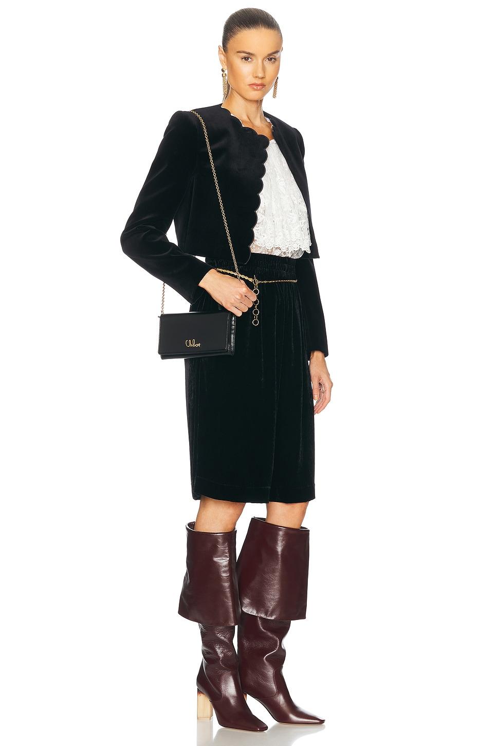 CHLOÉ Iconic Flap Wallet On Chain In Shiny Calfskin In Black Product Image