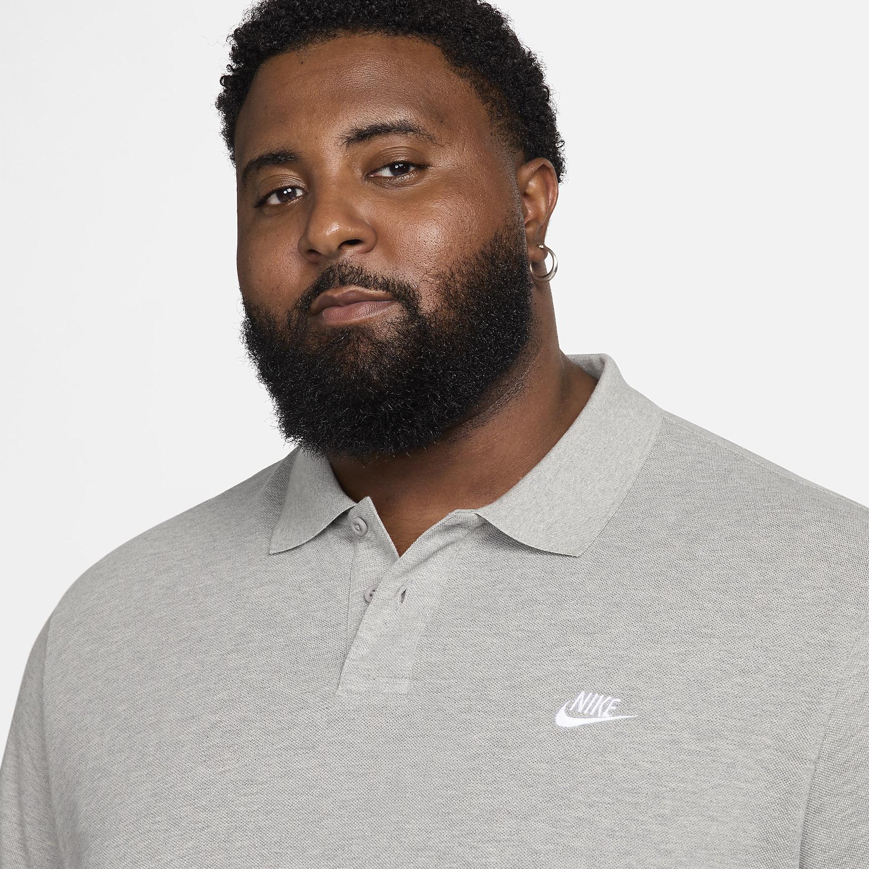 Nike Men's Club Short-Sleeve Polo Product Image