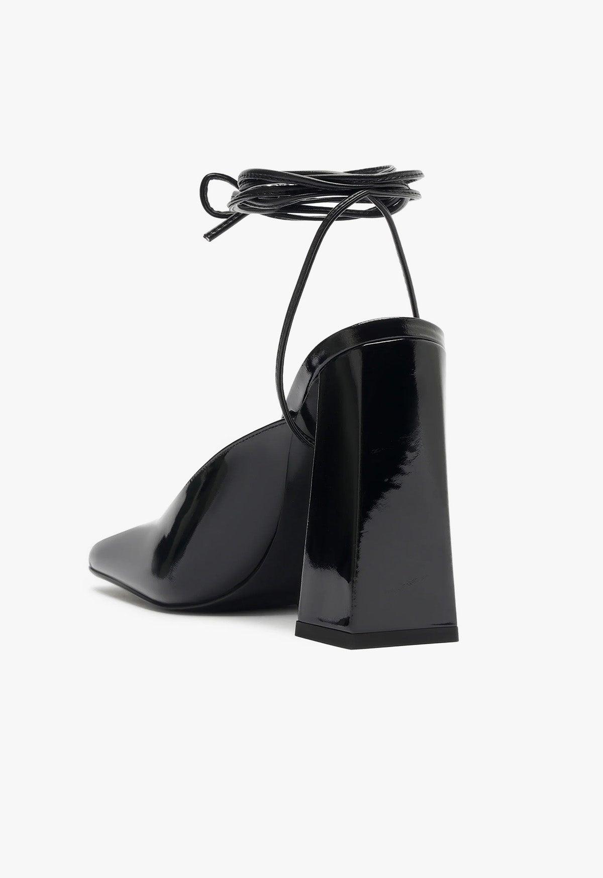 Rylie Leather Mule Female Product Image