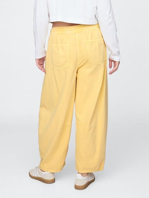 Mid Rise UltraSoft Easy Horseshoe Jeans Product Image