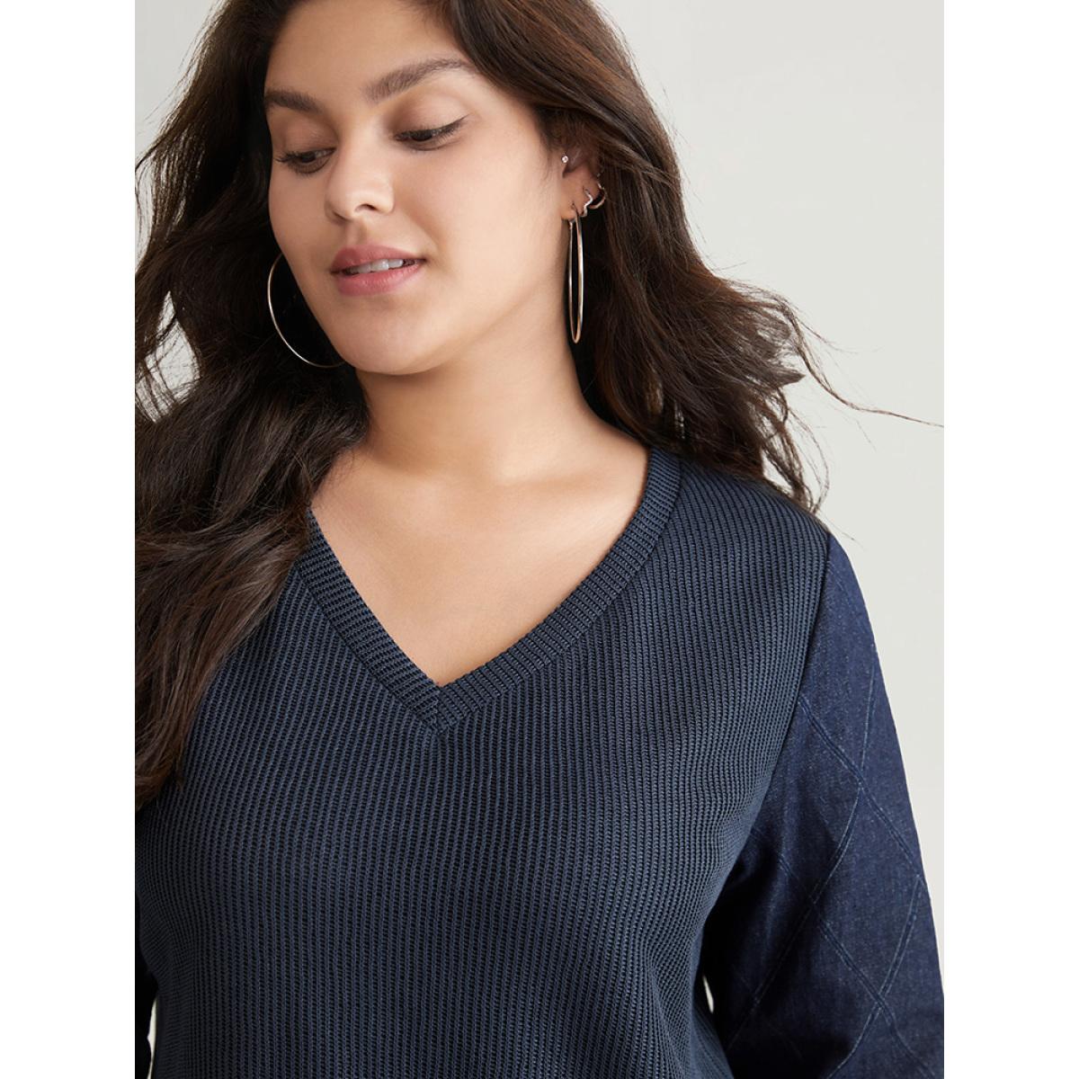 Plus Size Denim Effect Patchwork Waffle Knit Sweatshirt Women Blue Casual Waffle Knit V-neck Dailywear Sweatshirts BloomChic 30/6X Product Image