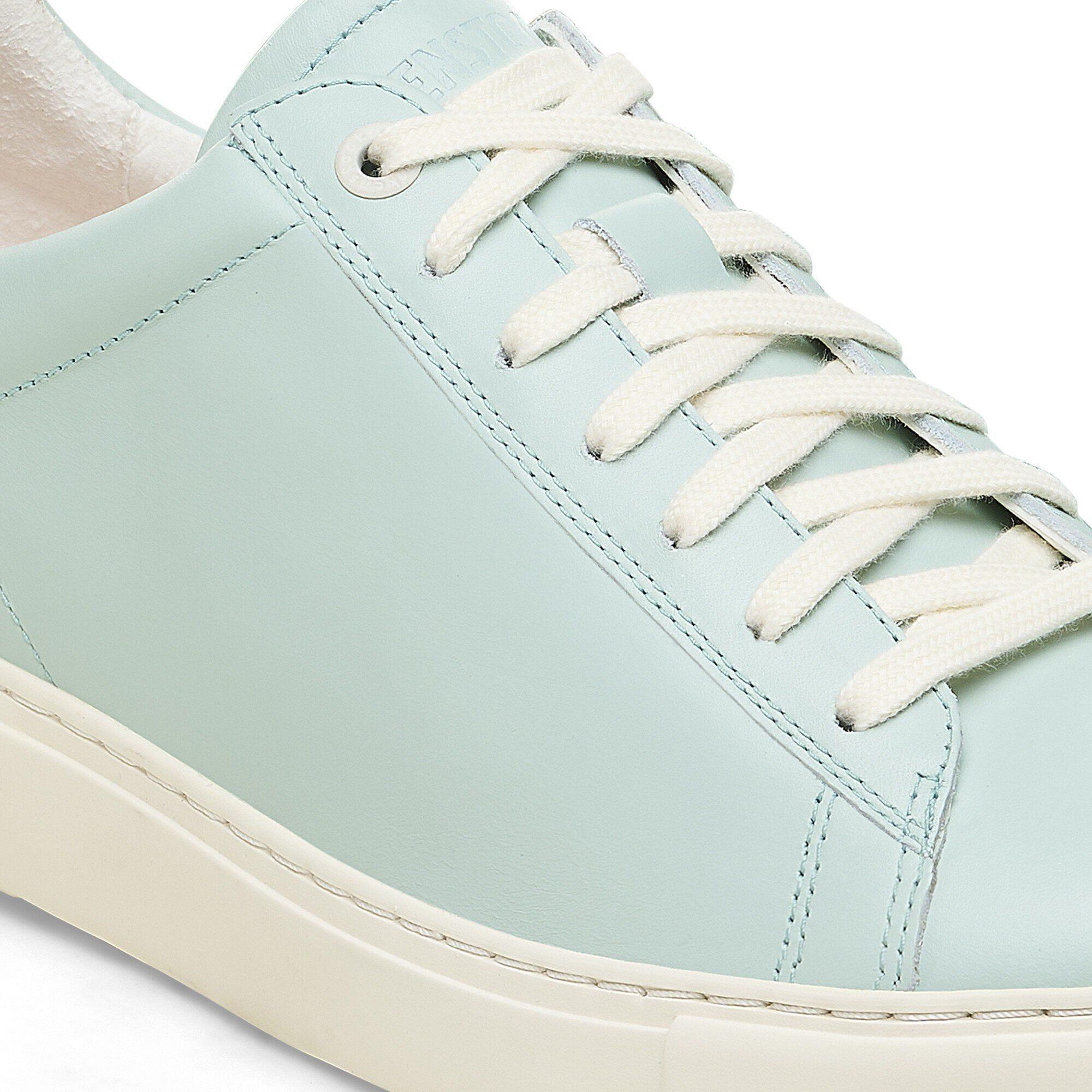 Bend Low Natural Leather Product Image