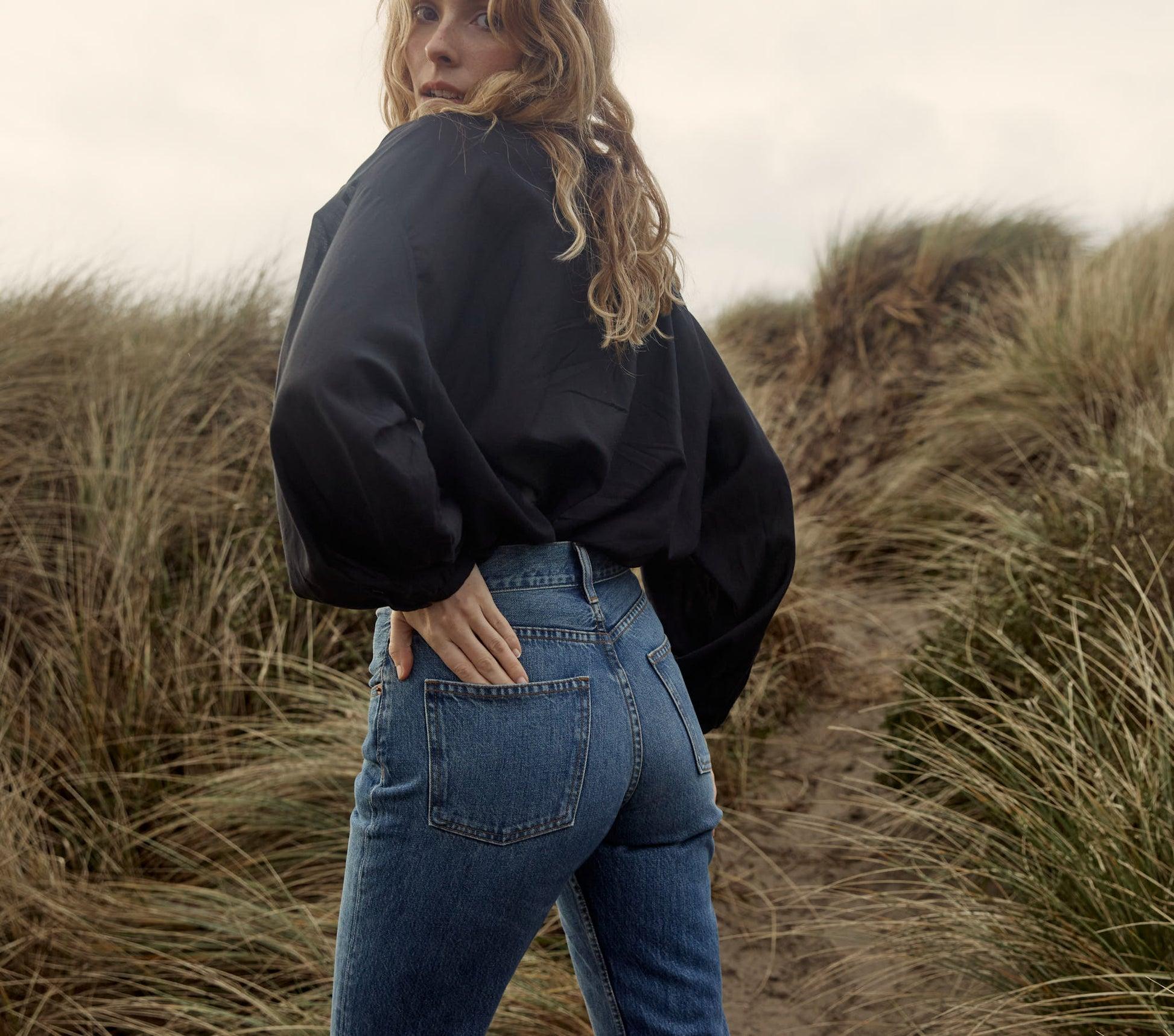 THE JANE BLOUSE -- BLACK Product Image