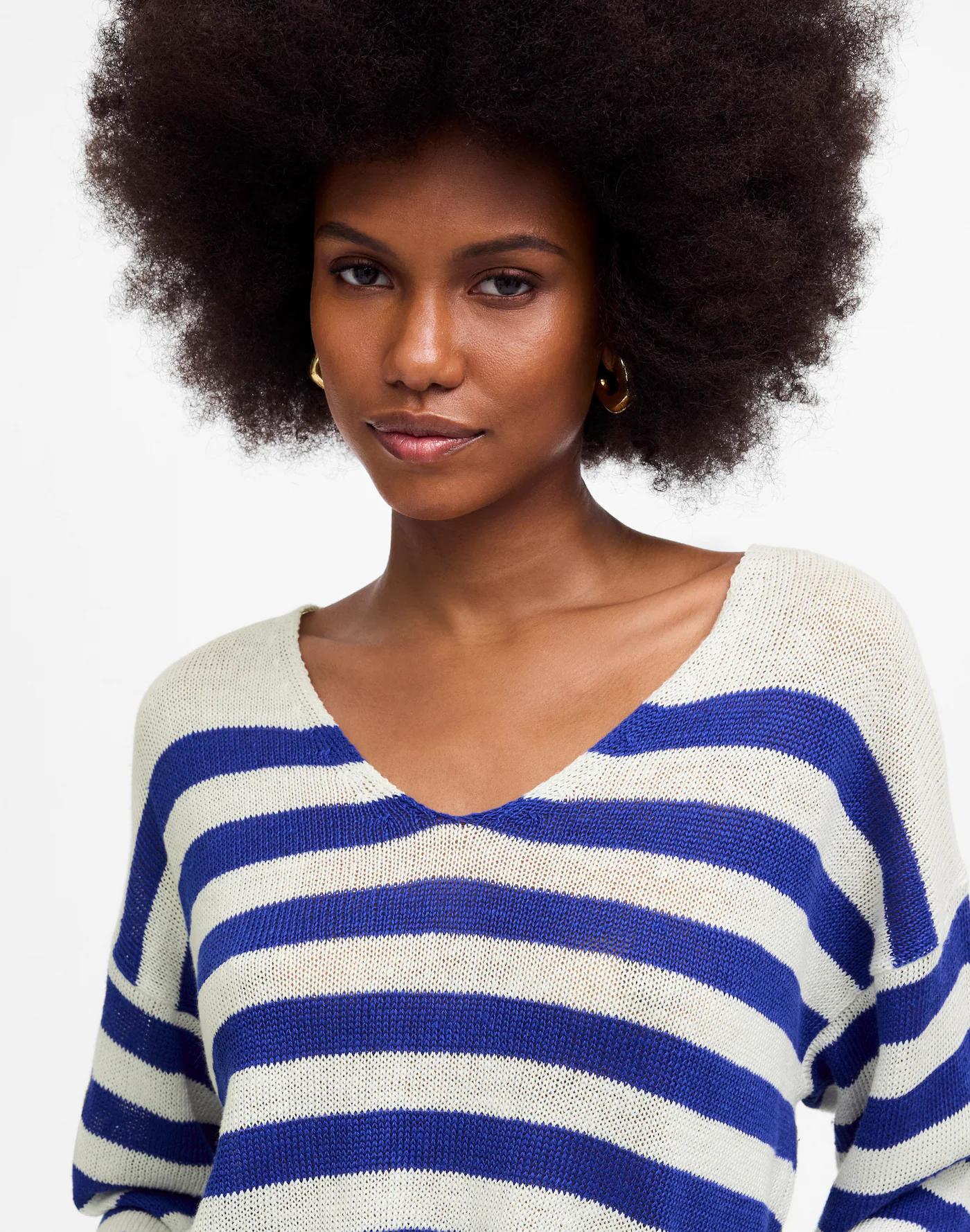 Linen V-Neck Sweater Product Image