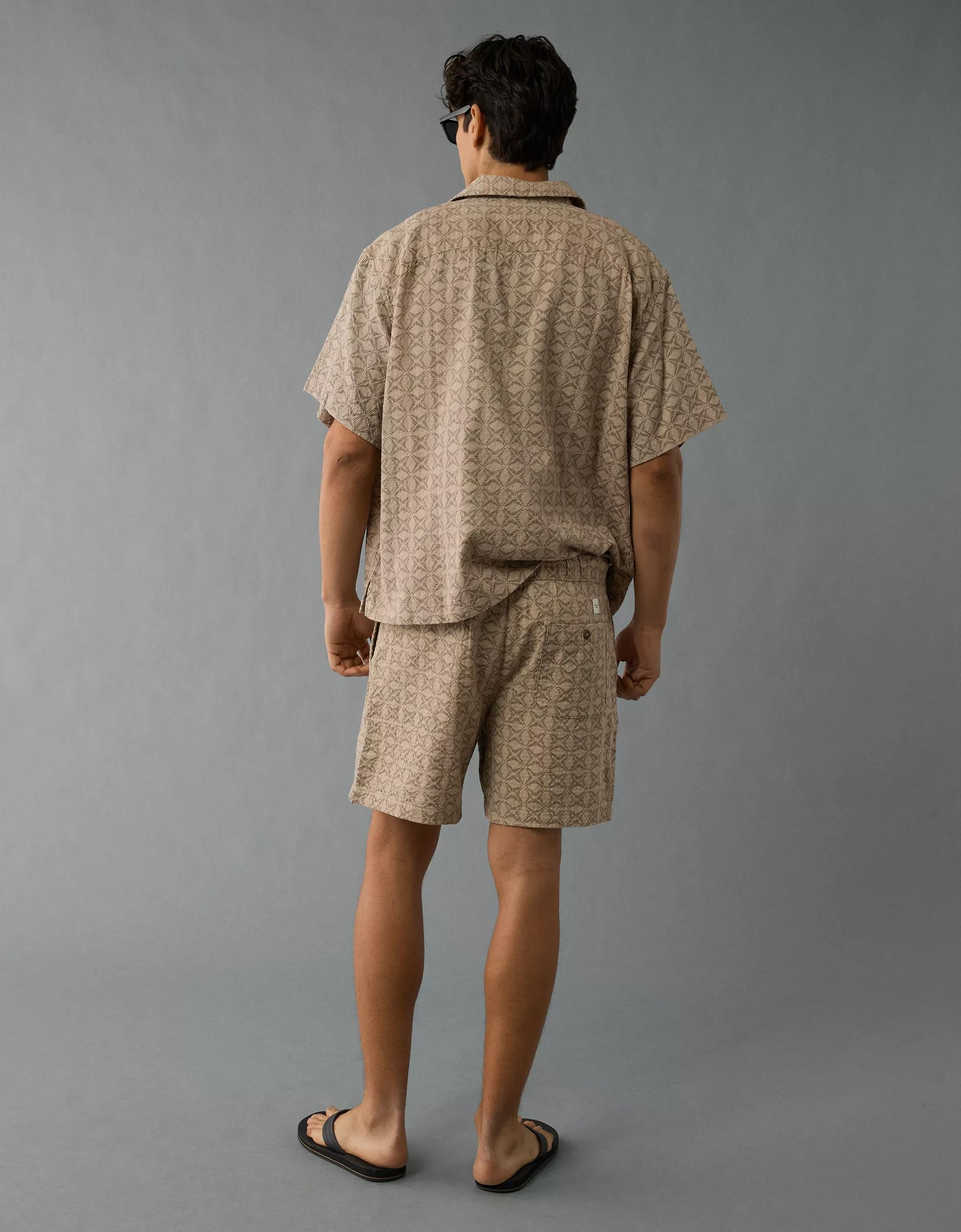 AE 7" Lived-In Trekker Short Product Image