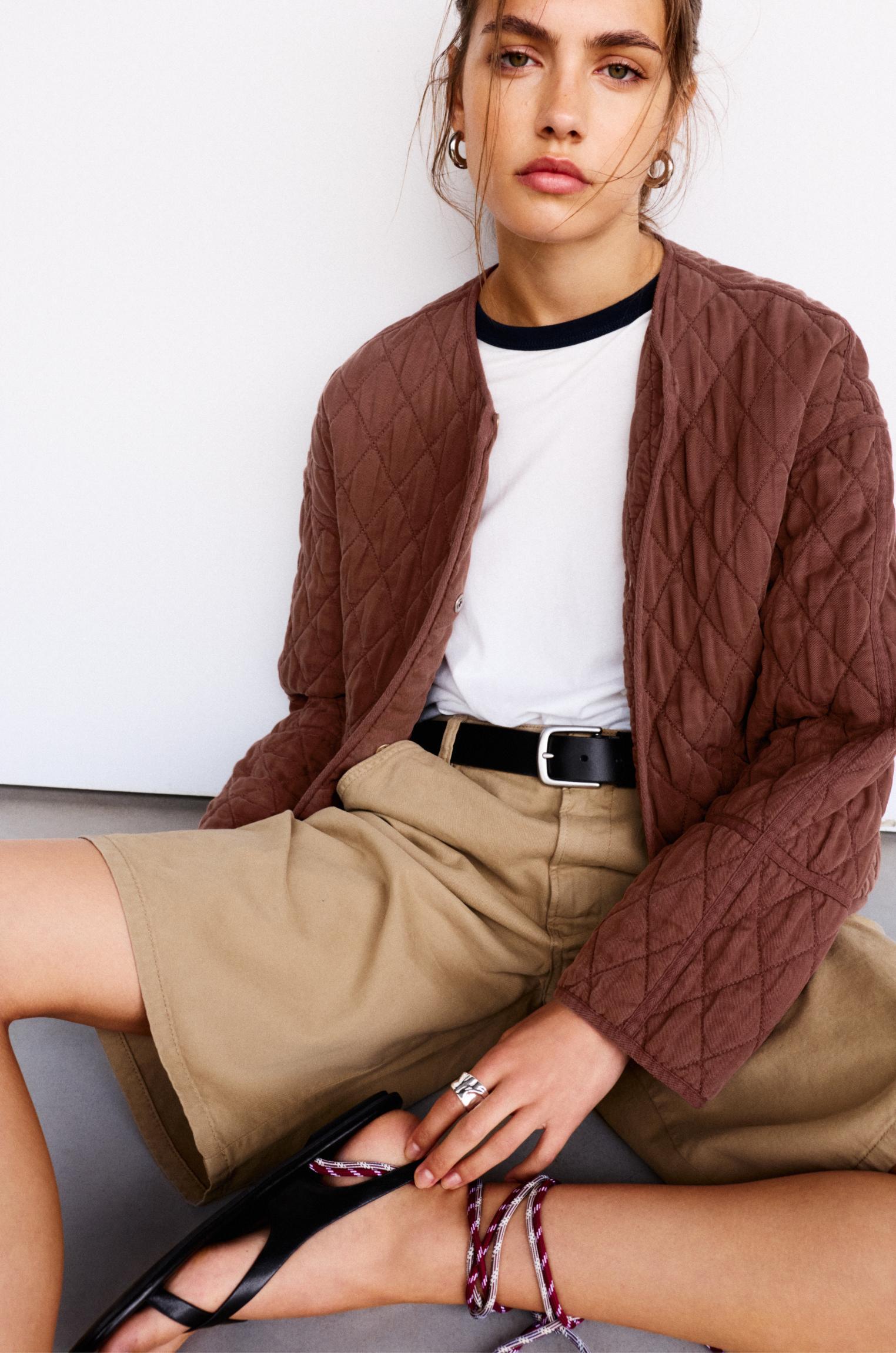 Lightweight puffer jacket Product Image