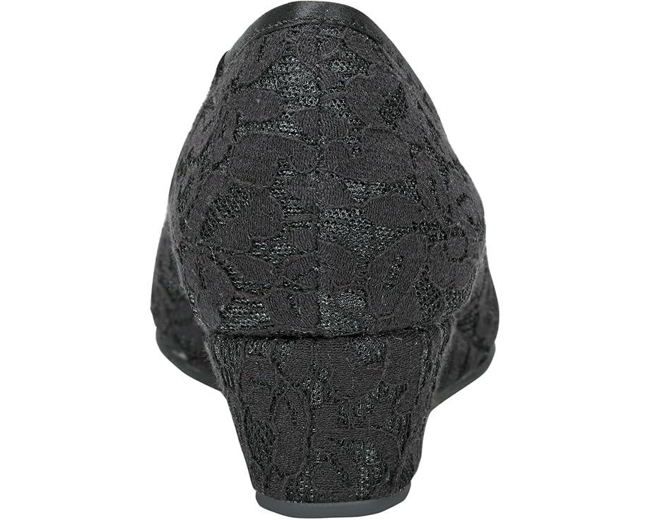 Women's Bandolino Candra Product Image