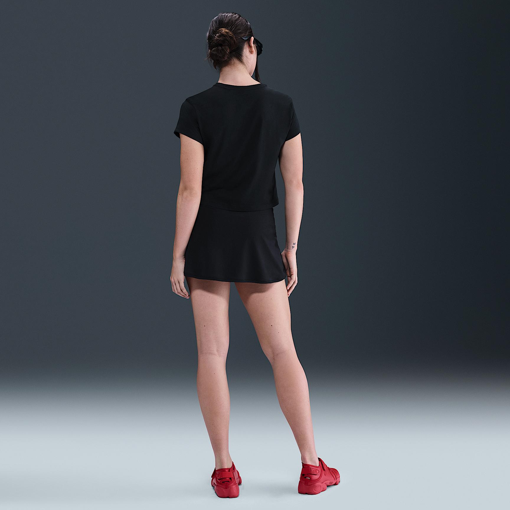 Womens Nike Sportswear Short-Sleeve Graphic T-Shirt | HV5002-010 Product Image