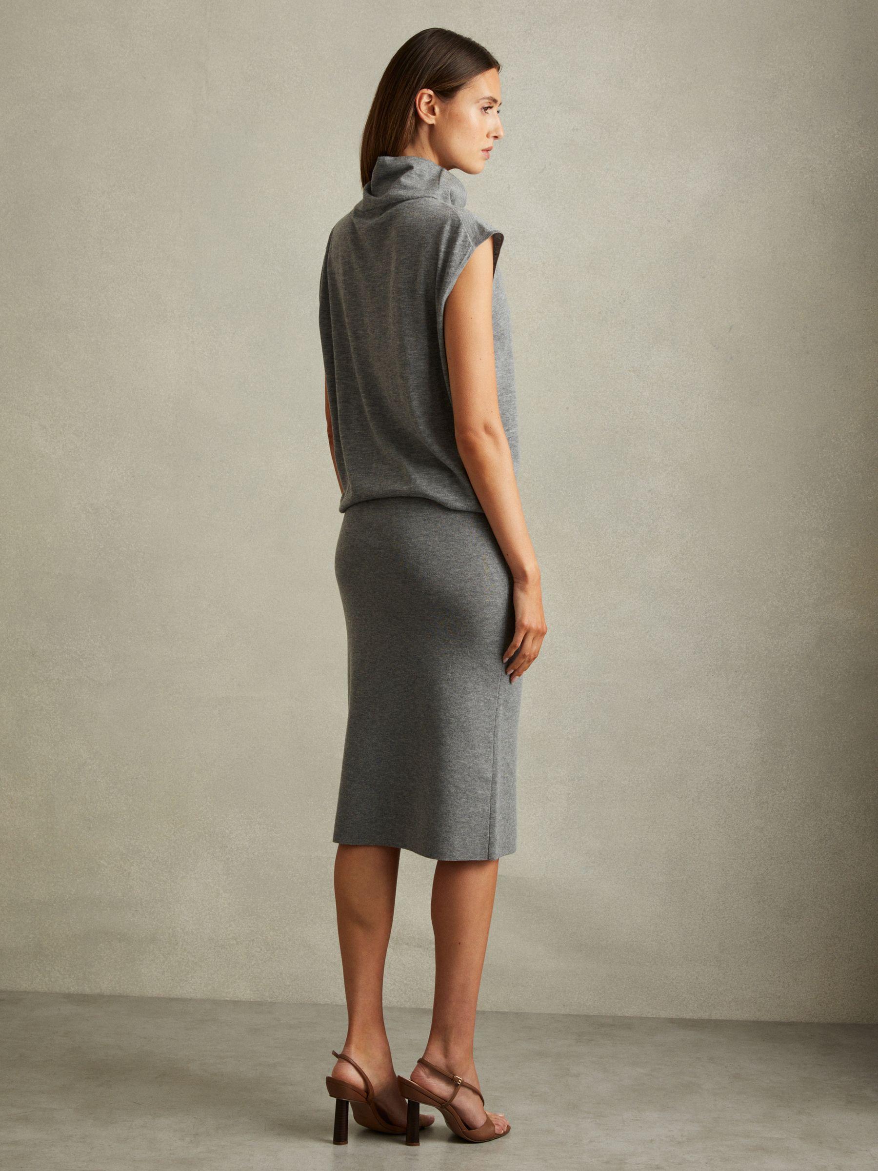 Linen Wide-Leg Whipstitch Trousers in White Product Image