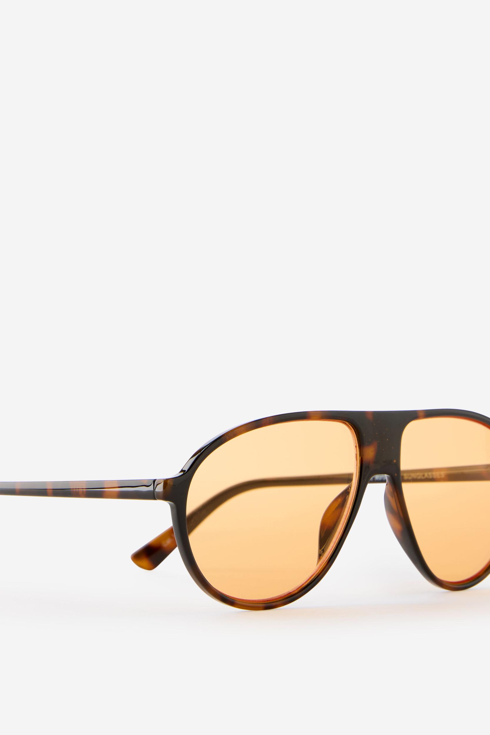 Briar Aviator Sunglasses Product Image