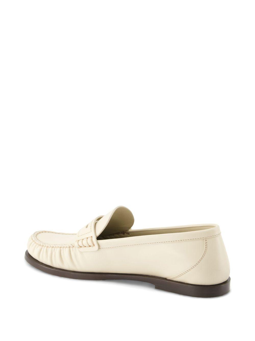 logo-plaque leather loafers Product Image